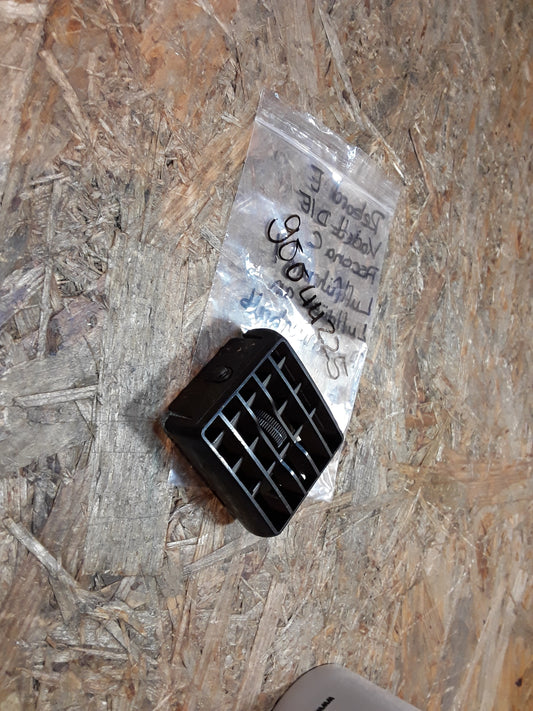 Rekord E Kadett D/E Ascona C Luftführung/ Luftdüse an Armaturenbrett original GM Opel NEU