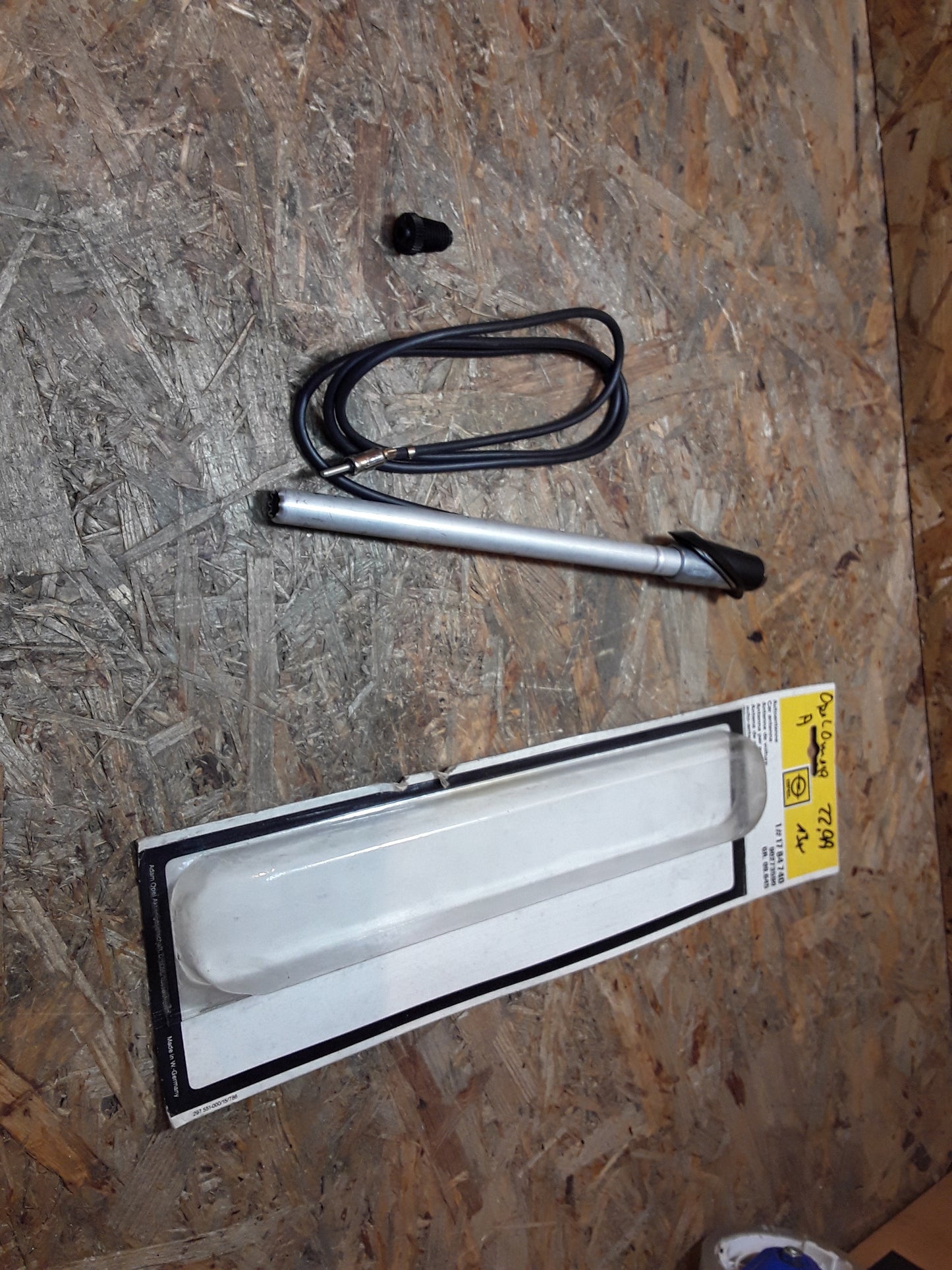 Omega A Autoantenne original GM Opel NEU
