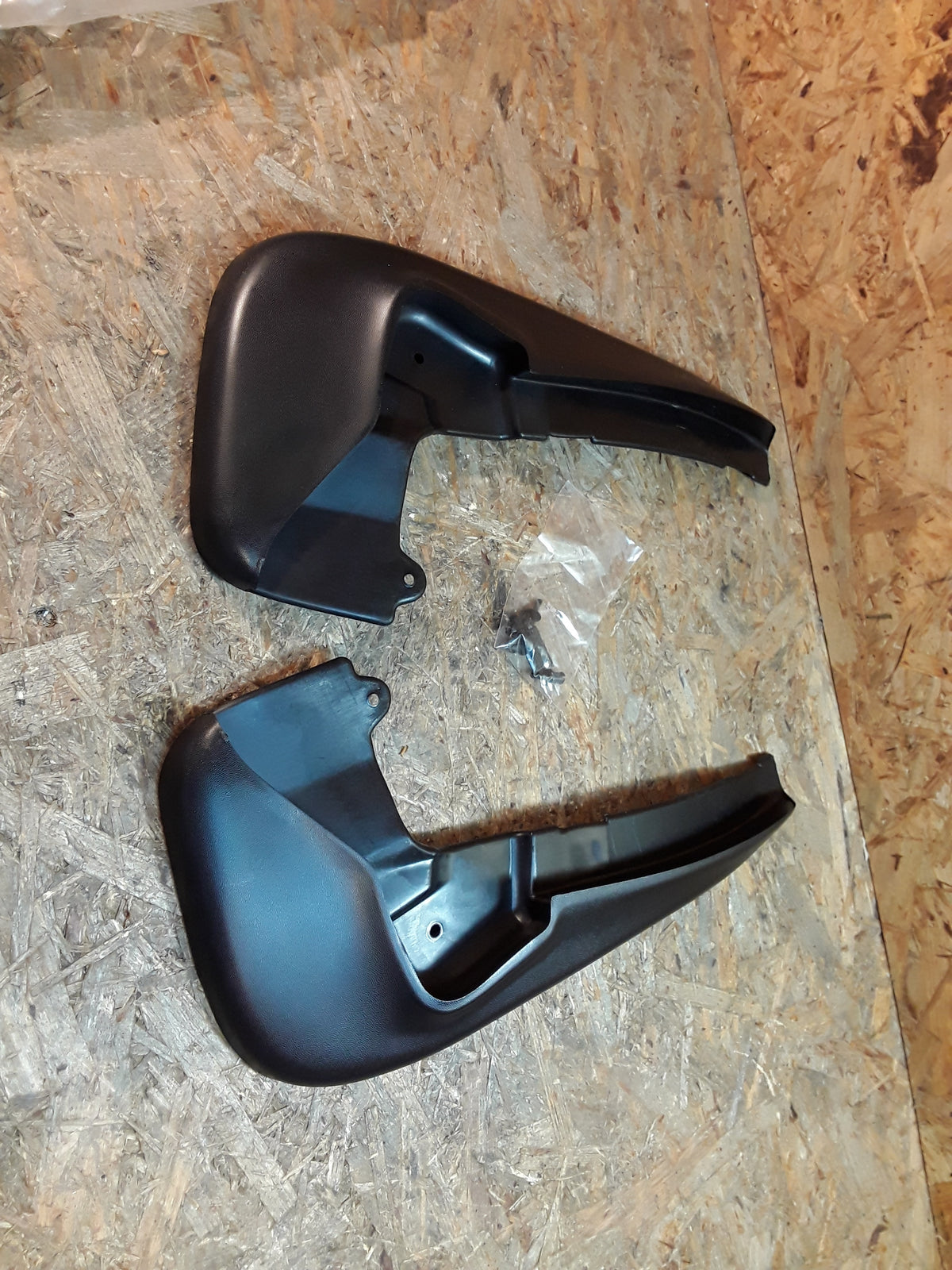 Vectra B Schmutzfänger vorne original GM Opel NEU