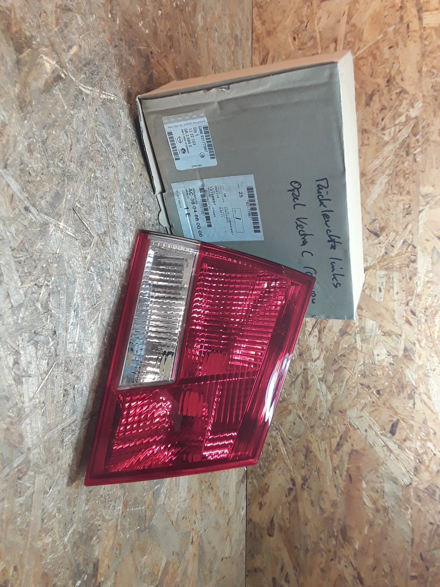 Vectra C Caravan Rückleuchte links original GM Opel NEU