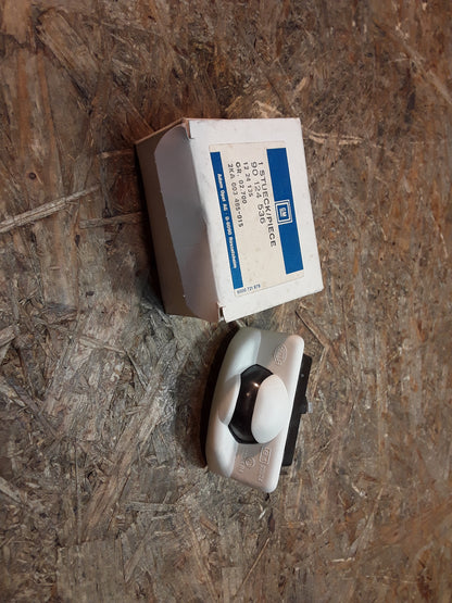 Kadett E Kennzeichenleuchte original GM Opel NEU
