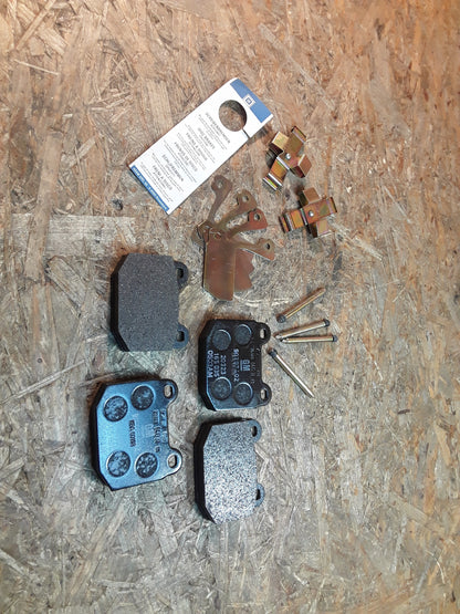 Ascona A/B Kadett C Manta A Rekord Set-Bremsklötze original GM Opel NEU