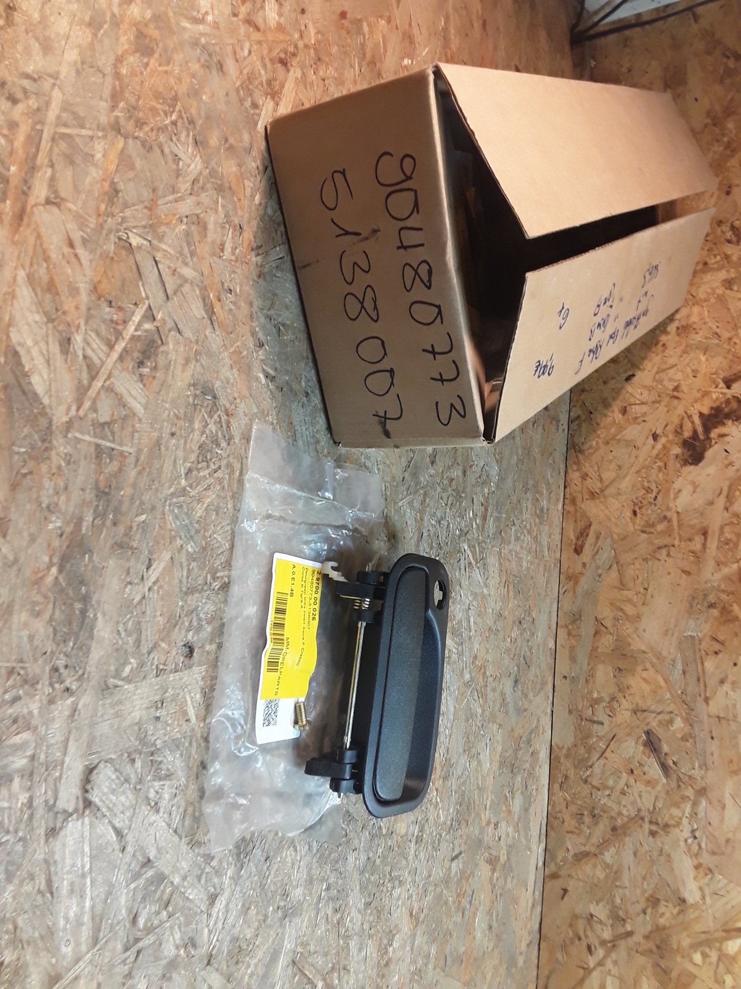 Astra F Corsa B Tigra A Griffschale Türgriff original GM Opel NEU