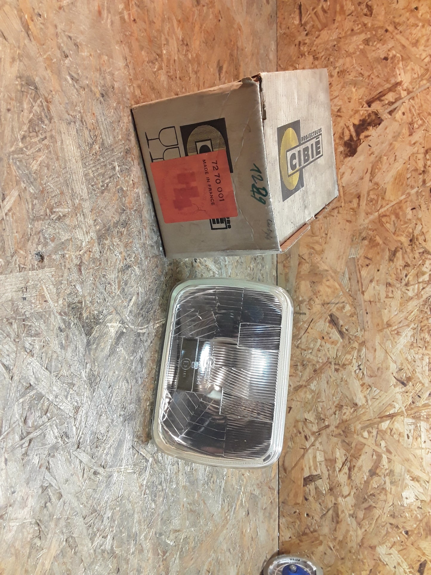 Daihatsu Jeep Hauptscheinwerfer original Cibie NEU