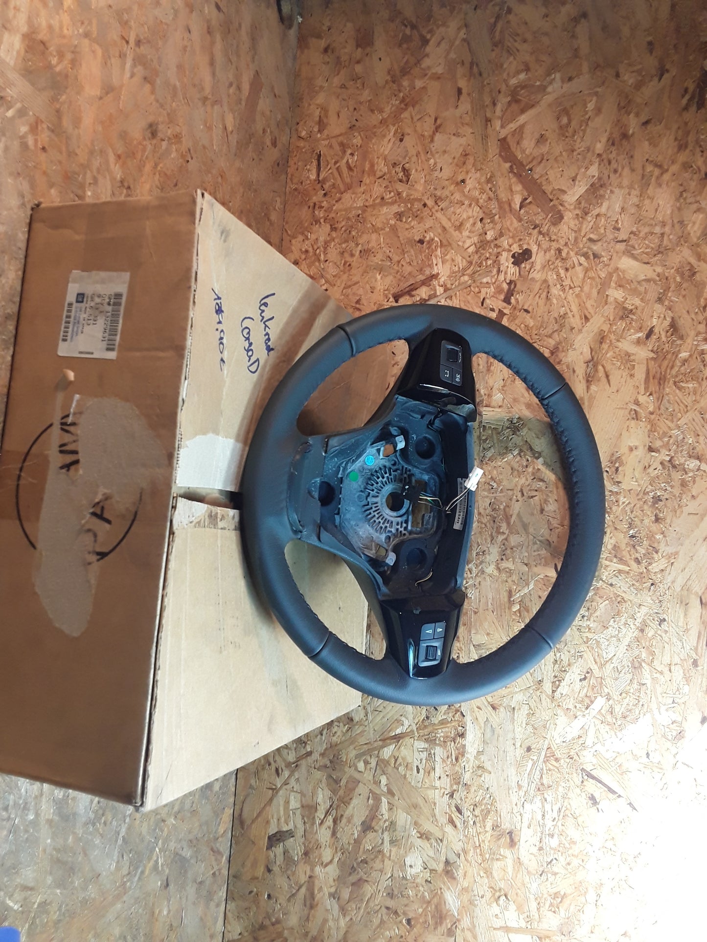 Corsa D Lenkrad original GM Opel NEU