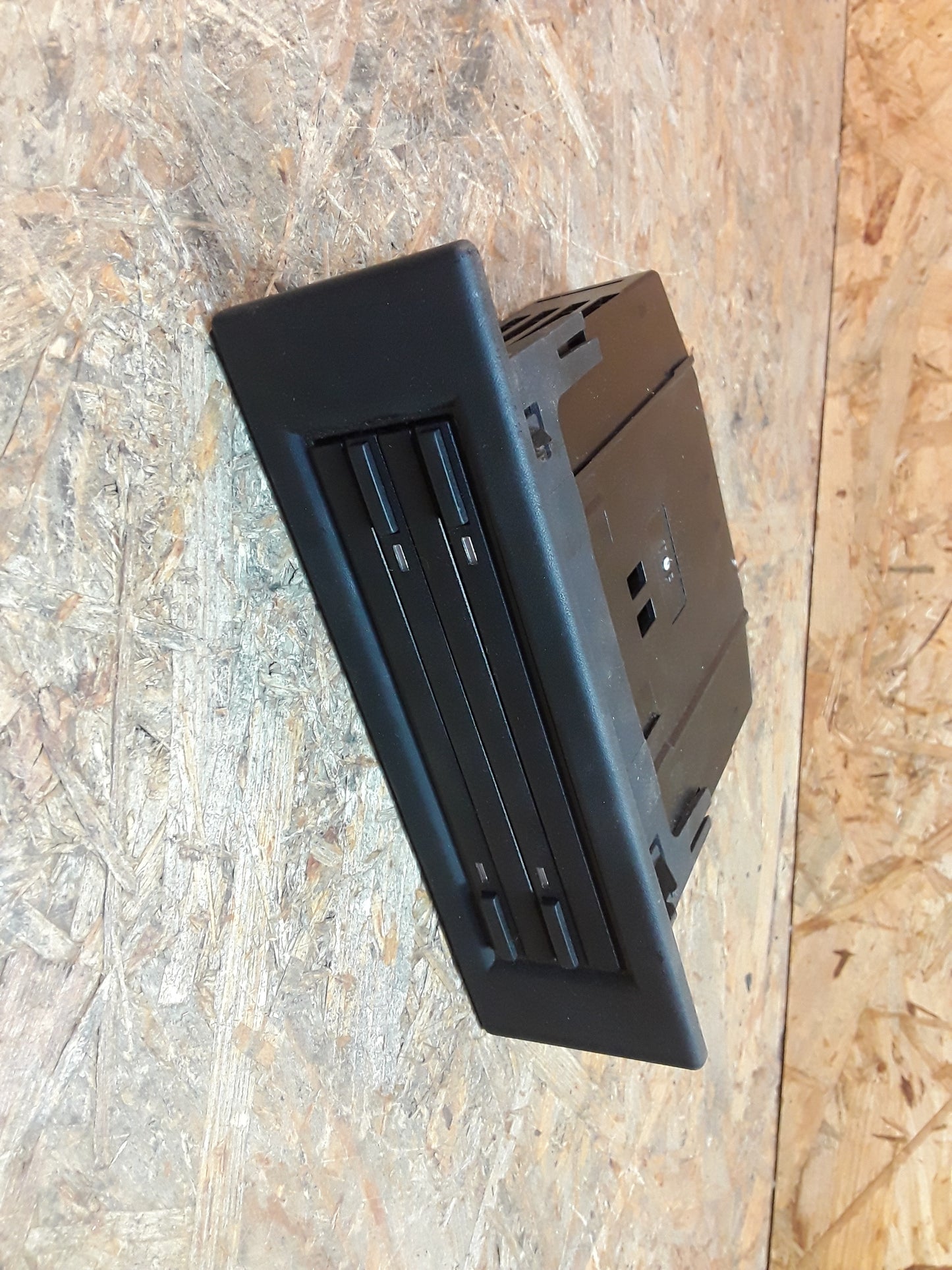 Astra G Mittelkonsole Aufbewahrungsbox für CD's original GM Opel NEU