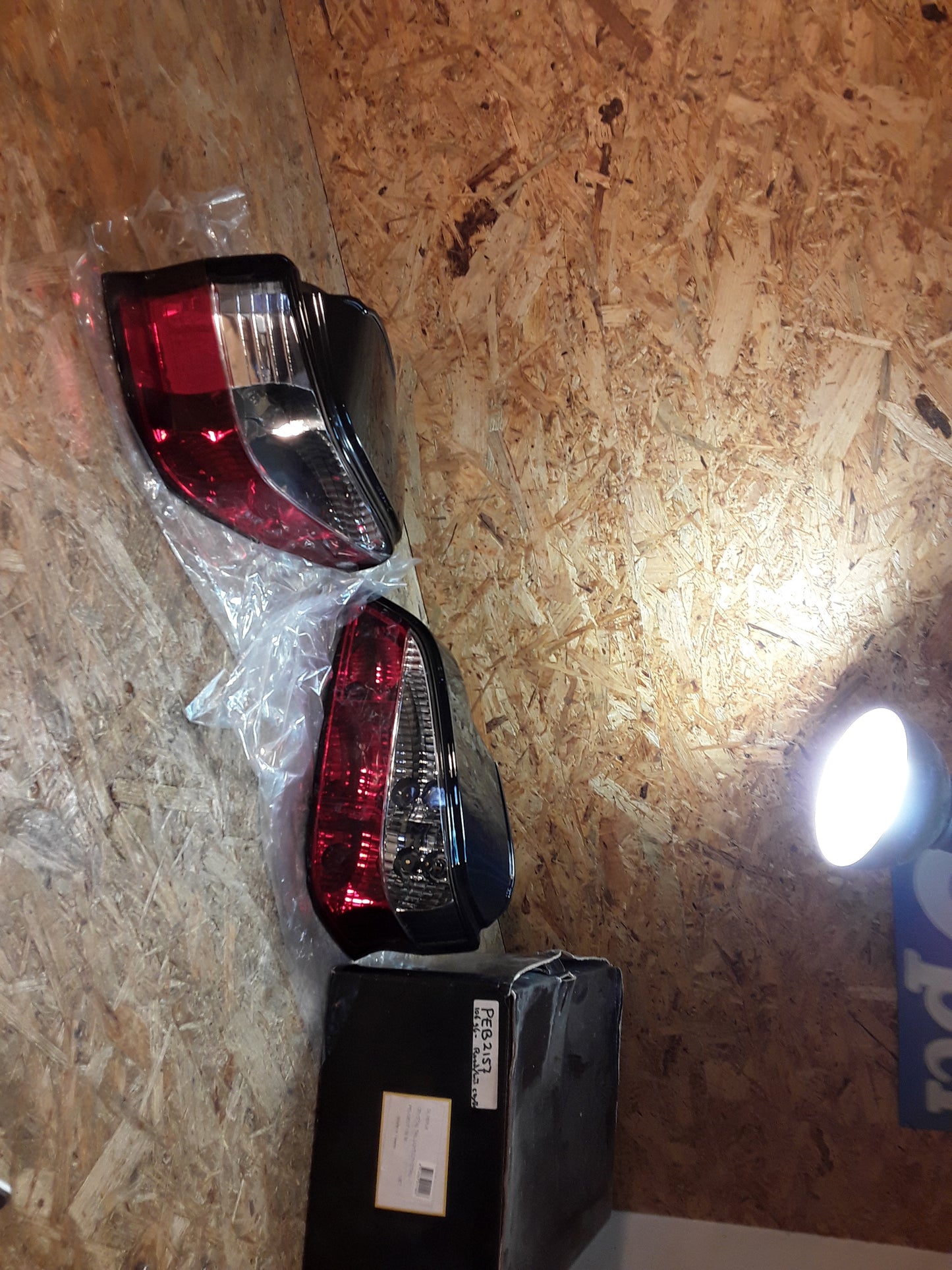 Peugeot 106 Rücklichtset schwarz original SONAR NEU