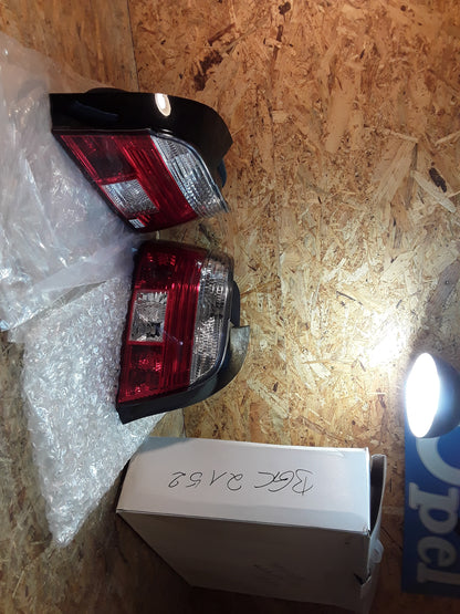 BMW E36 Heckleuchtenset original BGC NEU