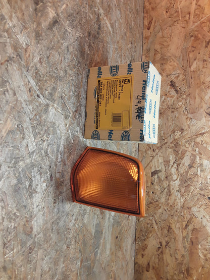 Vectra Jette Bj 01/84 Blinkerleuchte rechts original Hella NEU