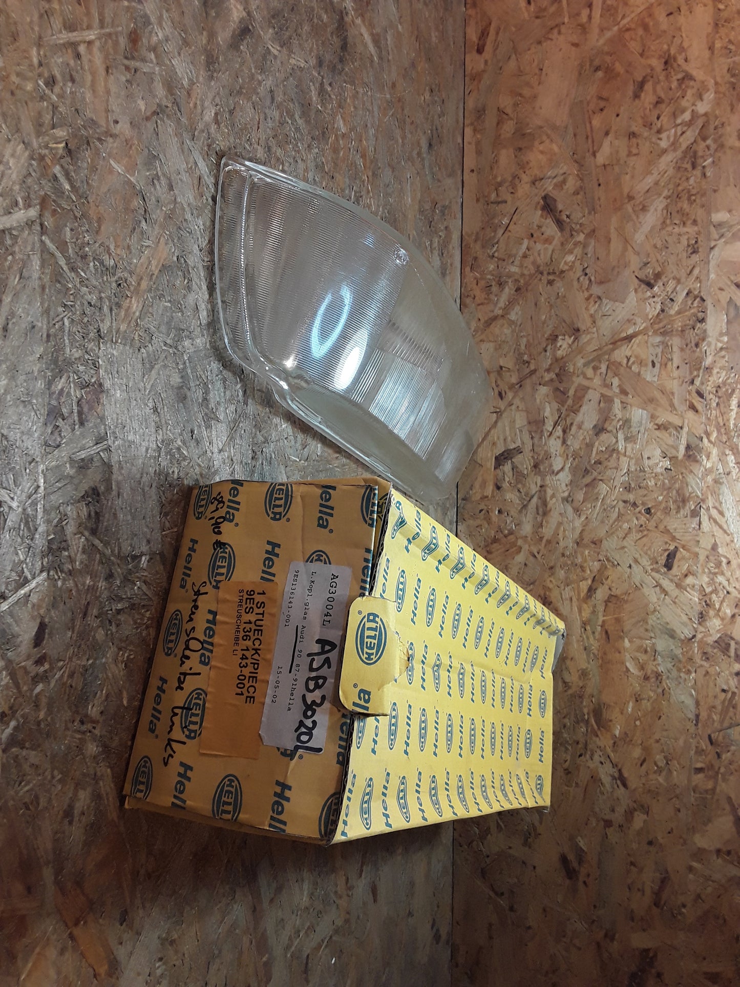Audi 90 Bj 87-91 Streuscheibe links original Hella NEU