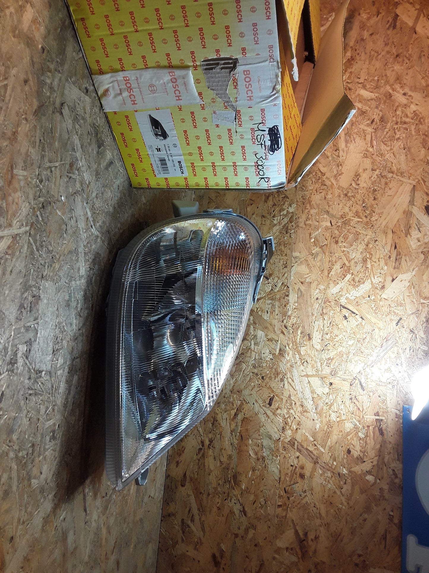 Mercedes Vaneo Bj 02-05 Scheinwerfer rechts original Bosch NEU