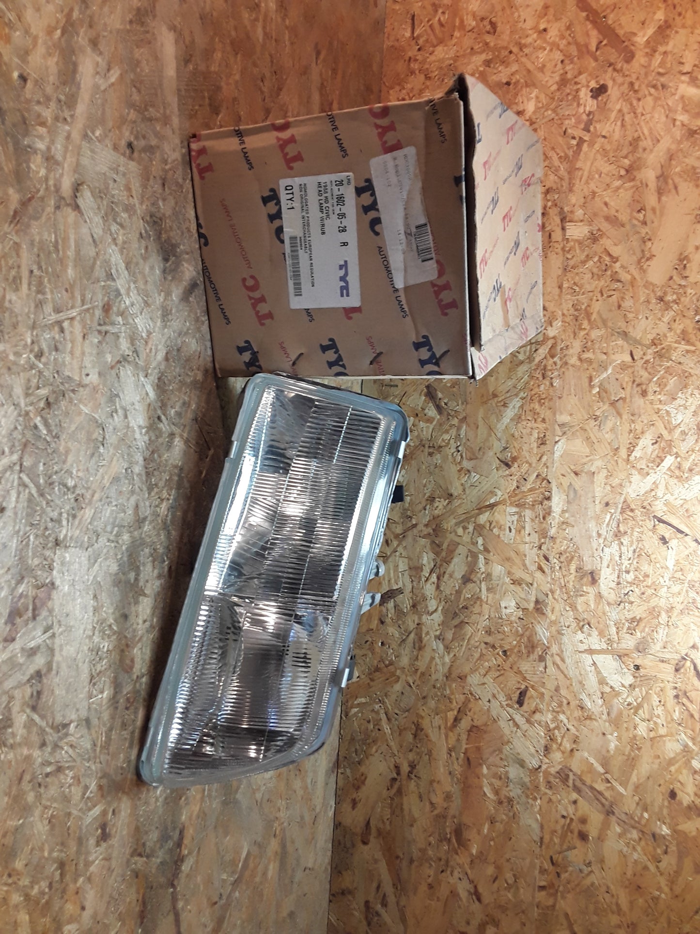Honda Civic Bj 88-91 Scheinwerfer rechts original TYC NEU