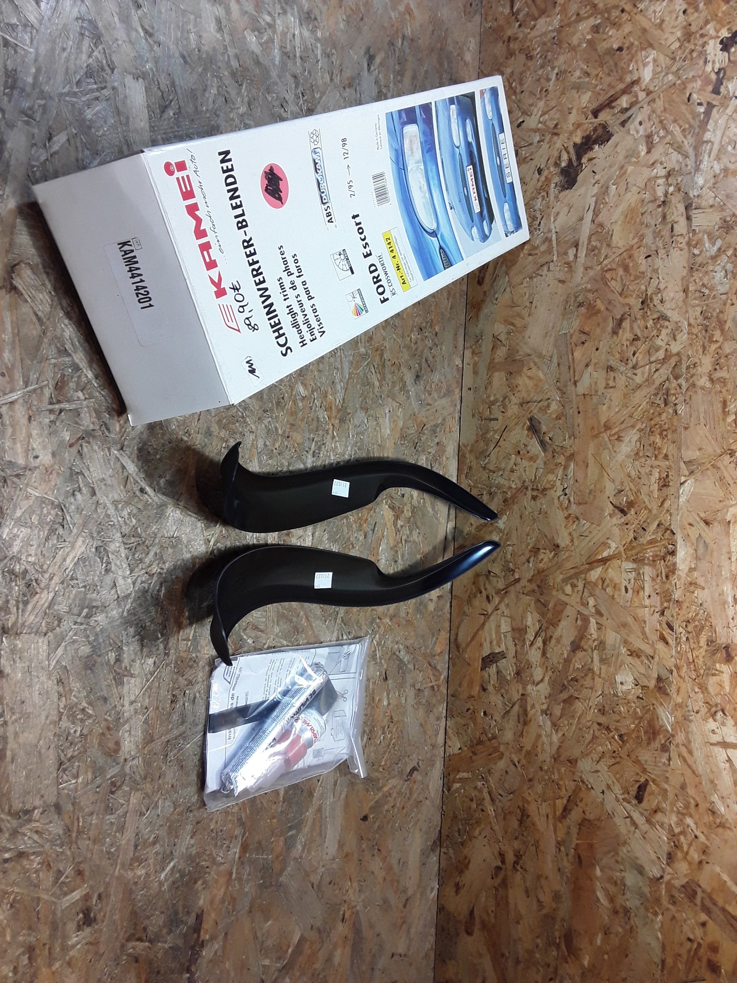 Ford Escort Bj 02.95-12.98 Scheinwerferblenden original KAMEI NEU