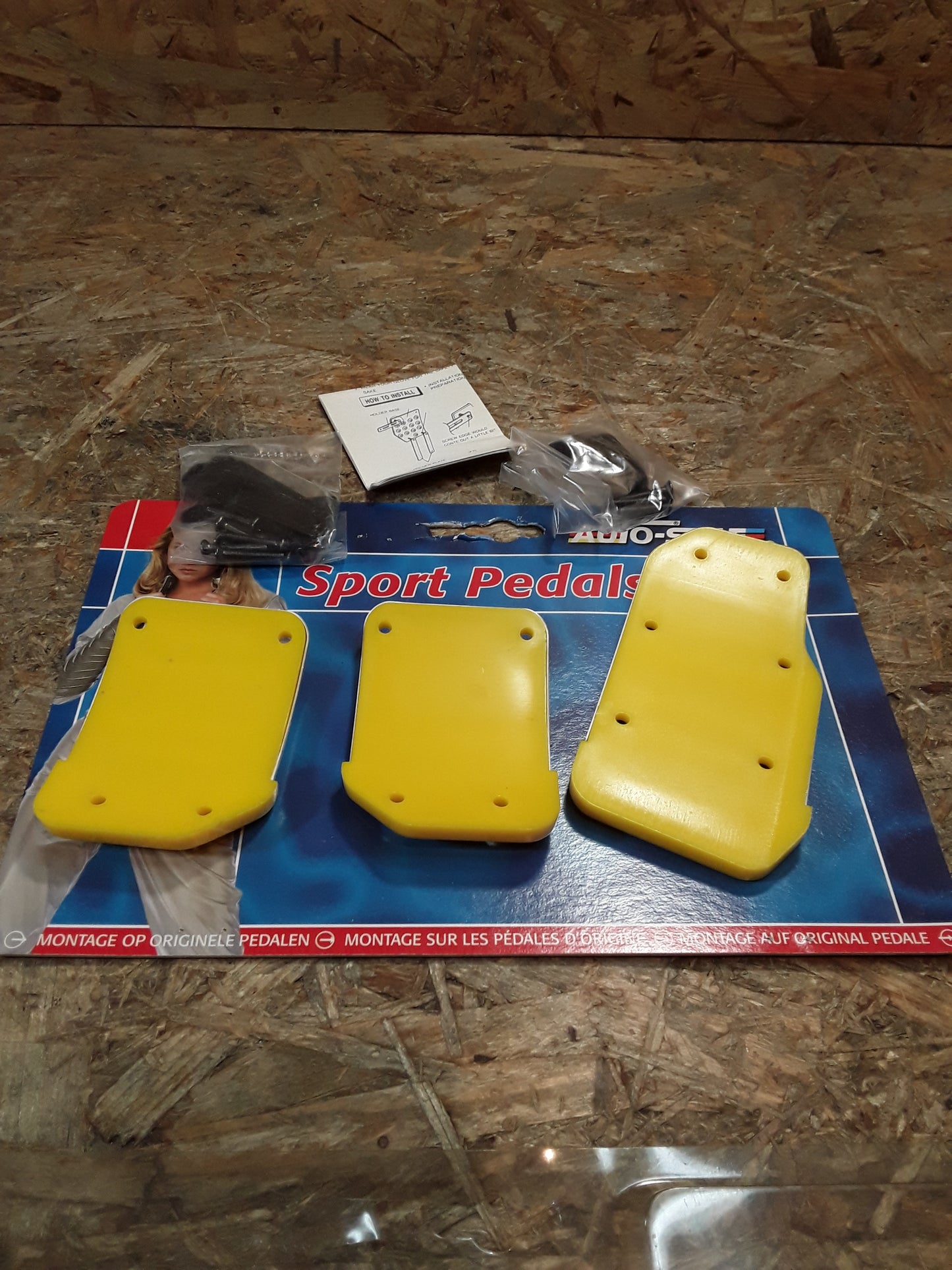 Diverse Fahrzeuge Sportpedal-Set Gelb original AutoStyle NEU