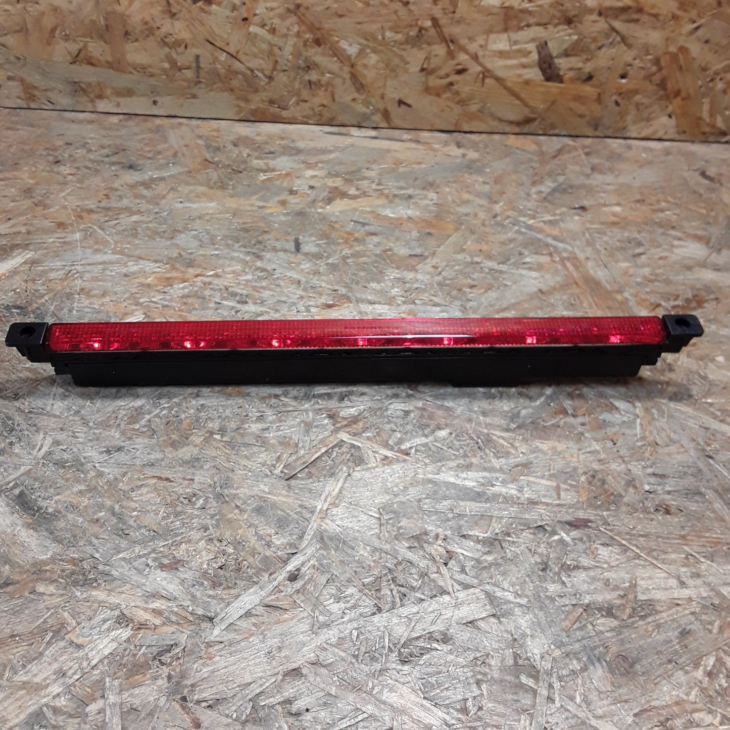 Universal Zusatzleuchte/ 3.Bremsleuchte original Hella NEU