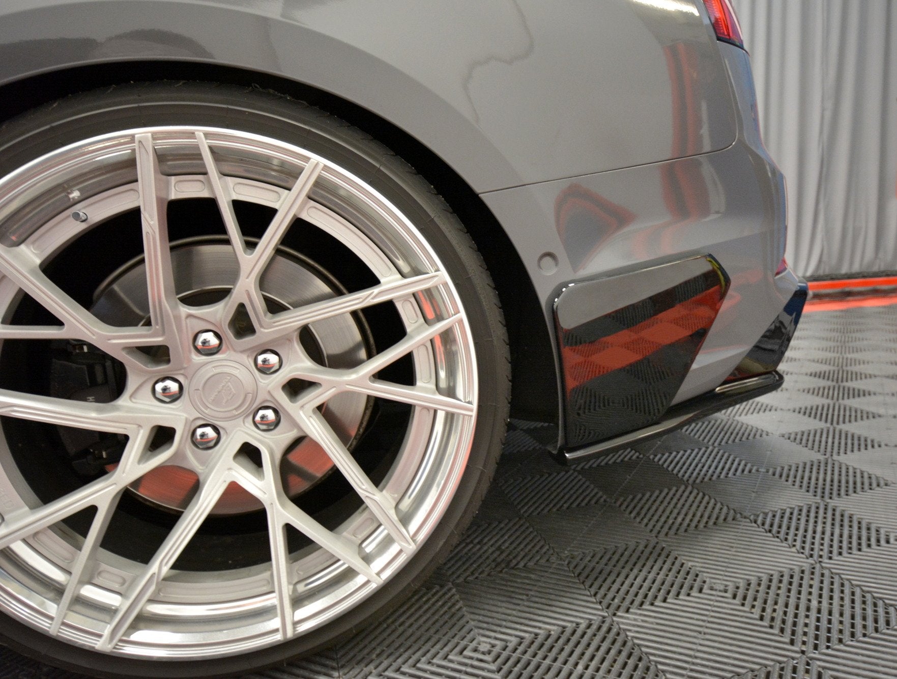Heckstoßstangen Wings Flaps Audi S5 F5 Coupe