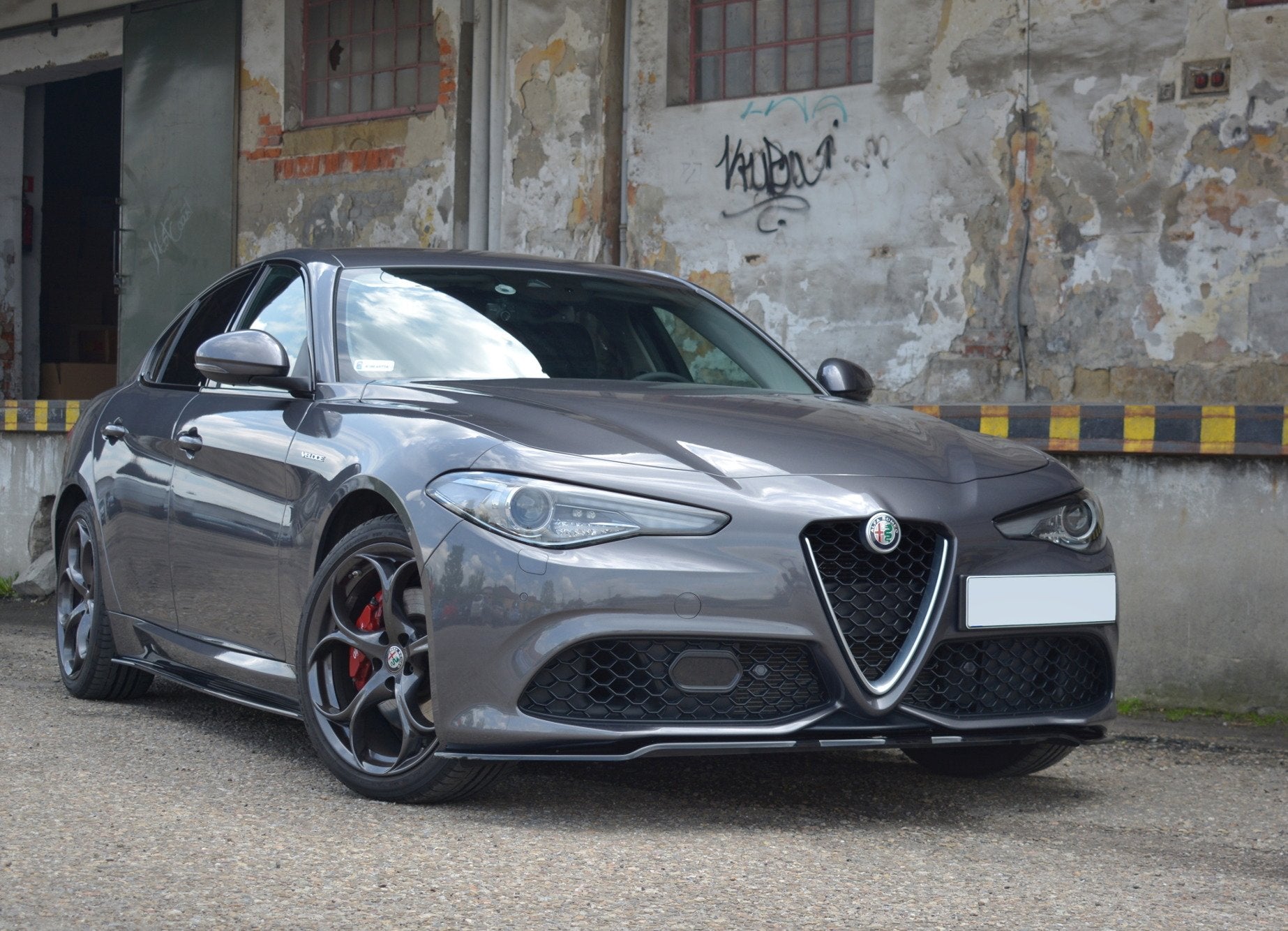 Front Ansatz V.1 für ALFA ROMEO GIULIA VELOCE Carbon Look