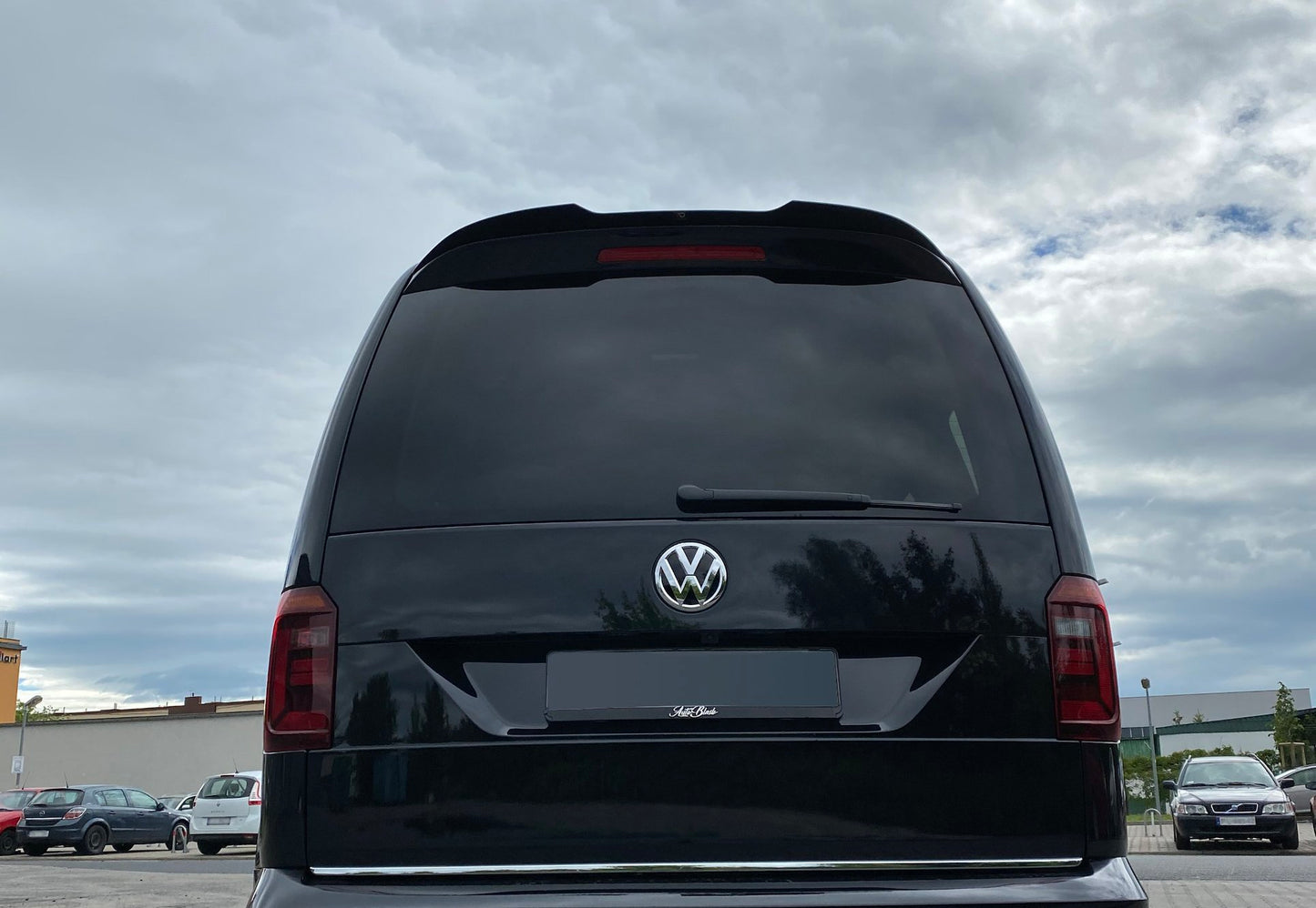 Spoiler CAP für Volkswagen Caddy Mk. 4 schwarz Hochglanz
