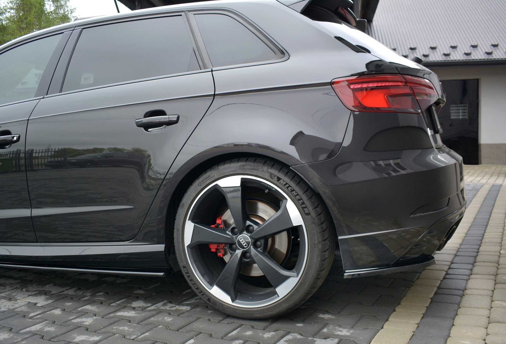 Heck Ansatz Flaps Diffusor für Audi RS3 8V FL Sportback Carbon Look