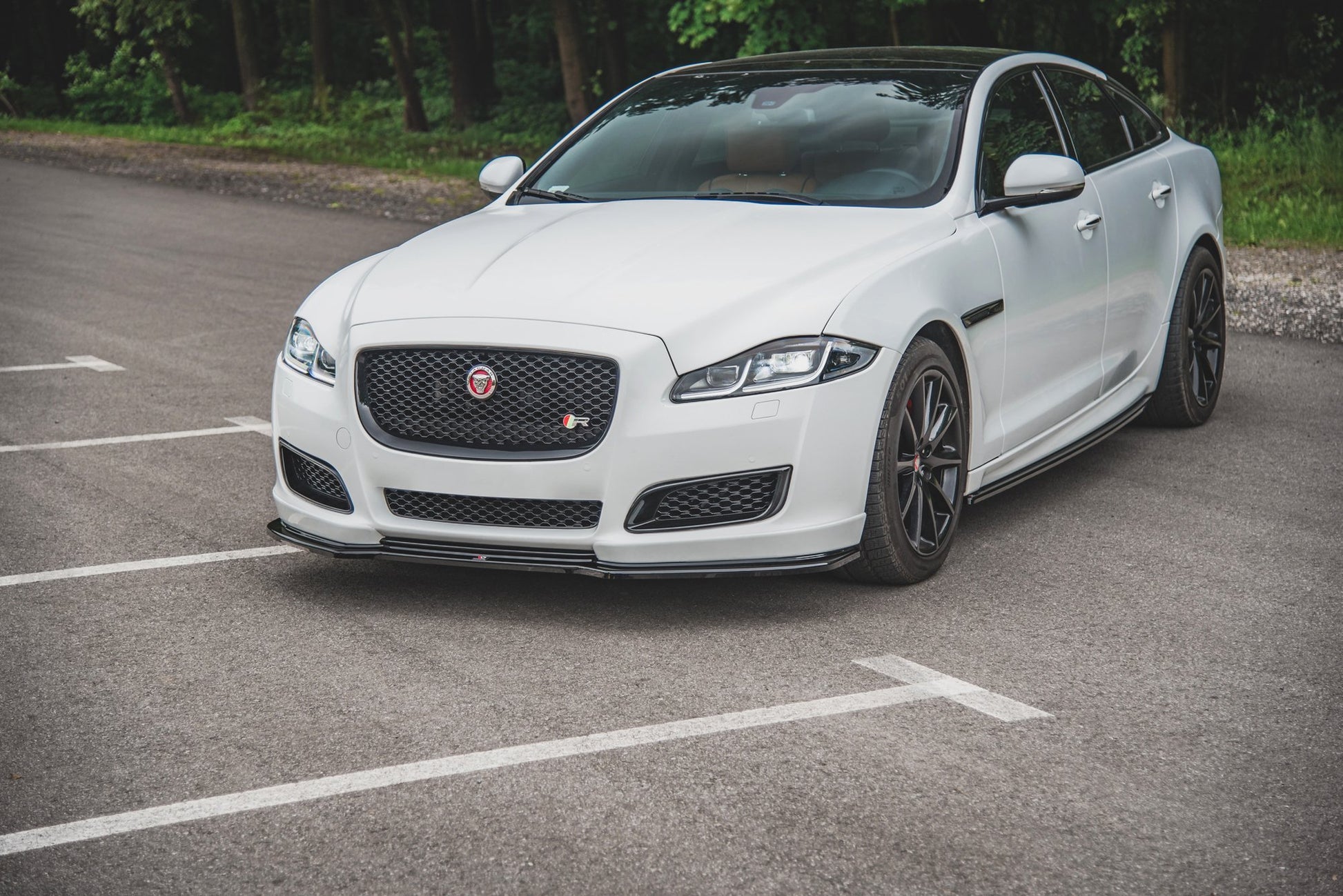 Front Ansatz für Jaguar XJ X351 Facelift schwarz matt