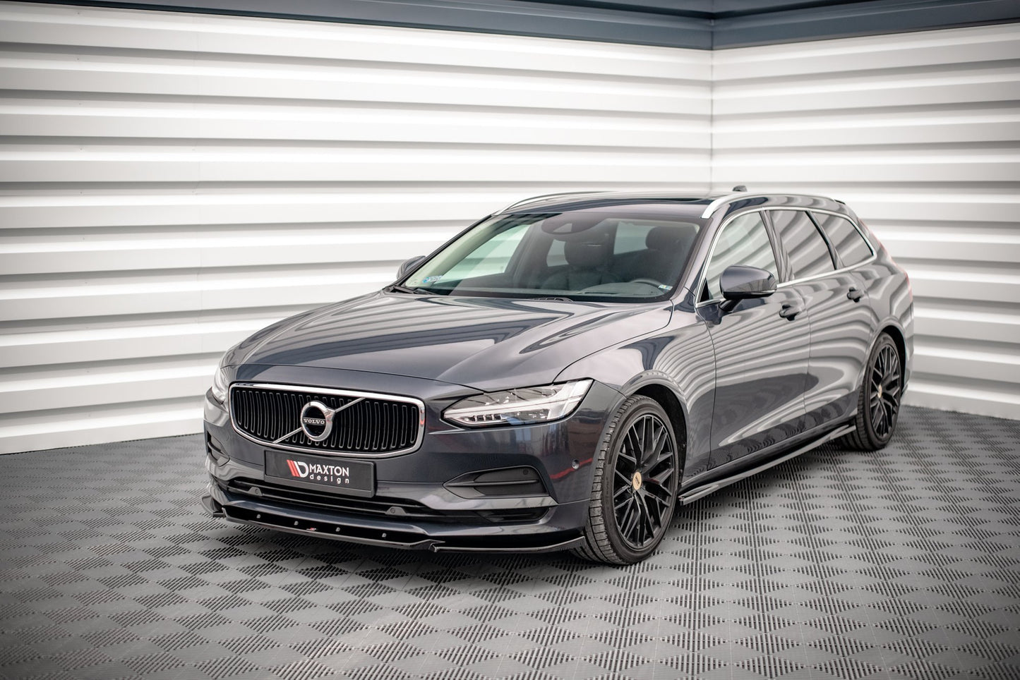 Front Ansatz V.1 für Volvo V90 Mk2 schwarz matt