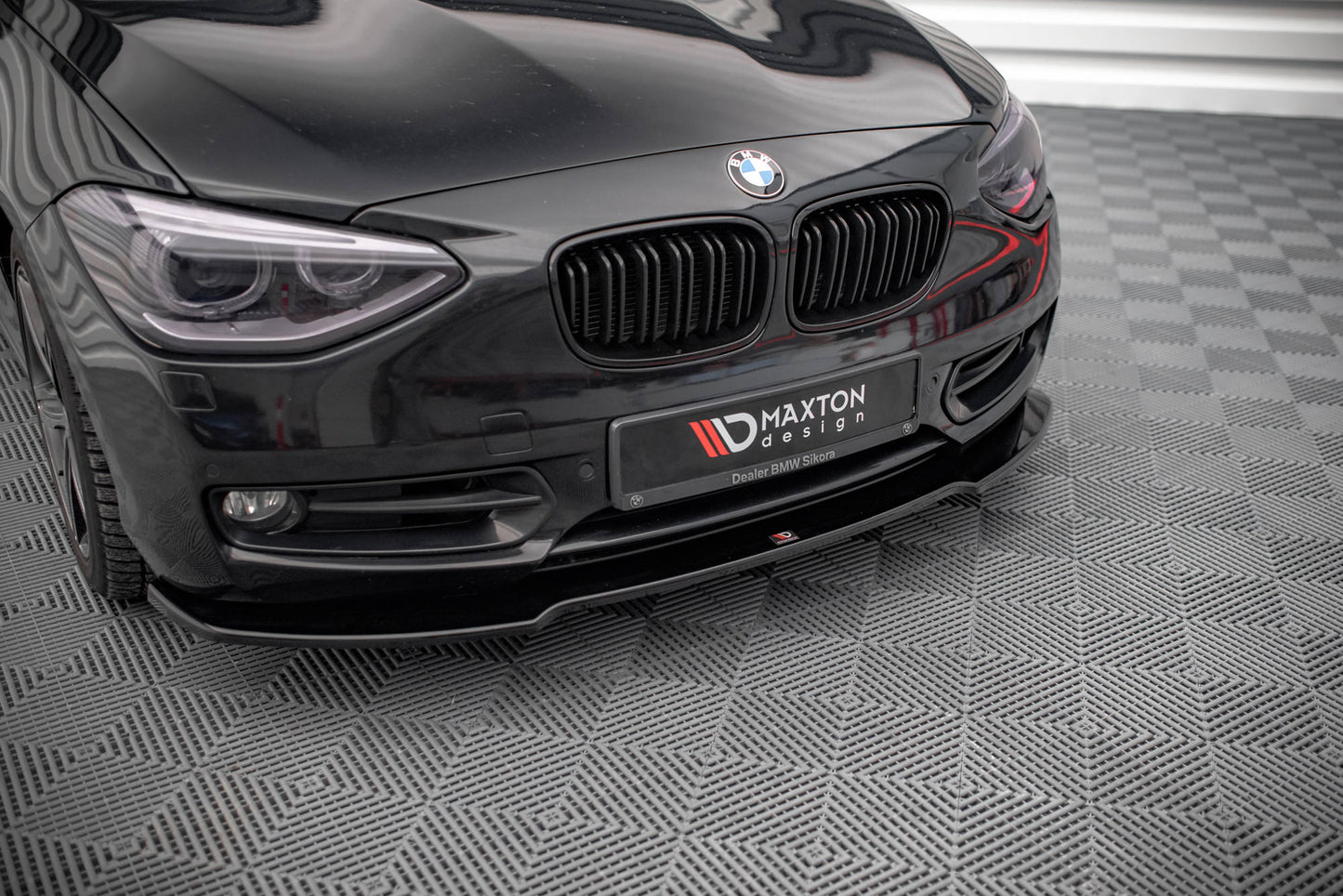 Front Ansatz V.1 für BMW 1er F20 schwarz Hochglanz