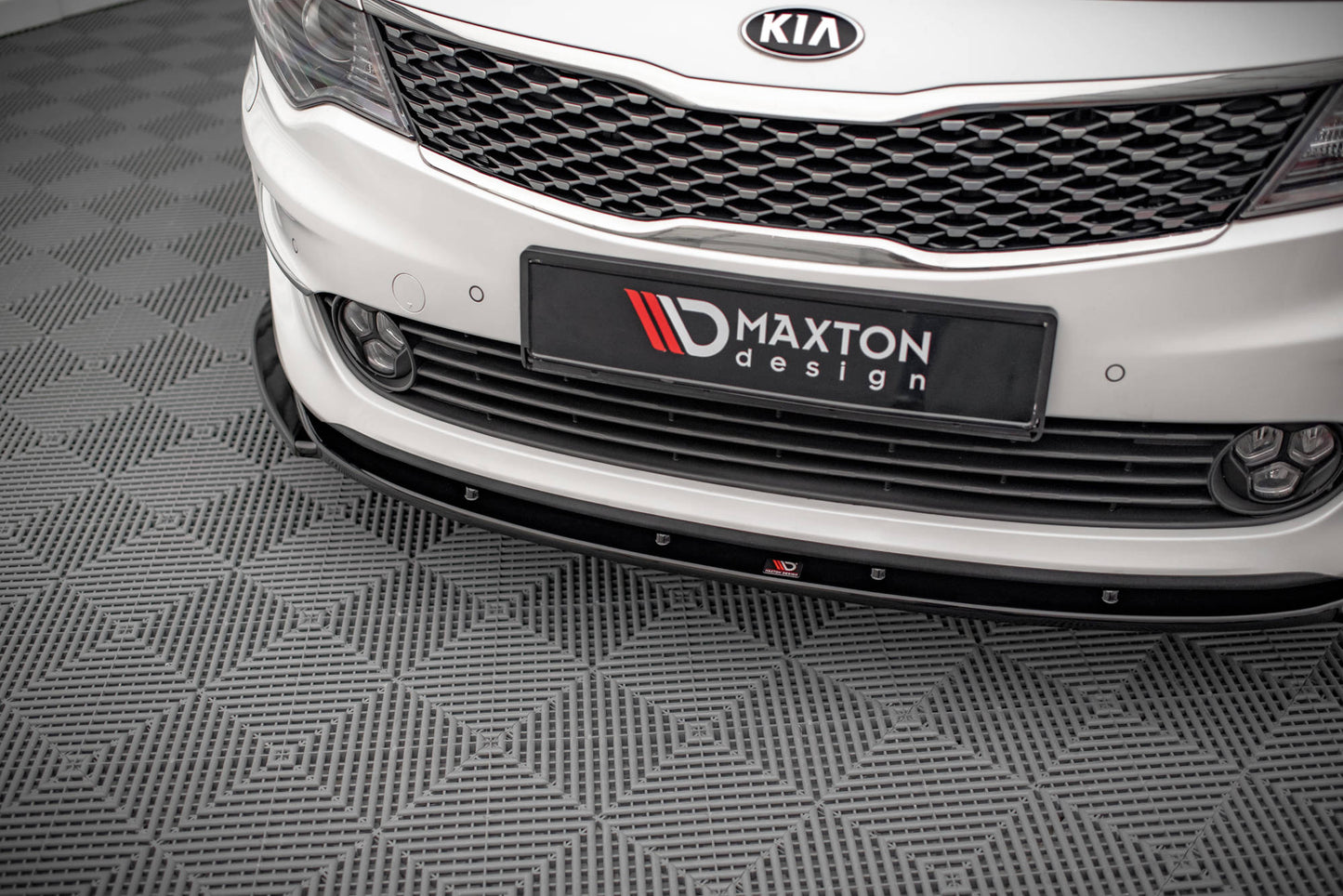Front Ansatz V.2 für Kia Optima Mk4 schwarz Hochglanz