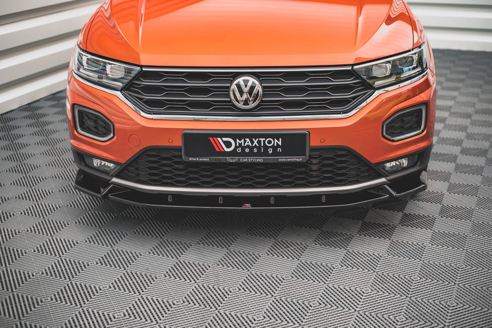 Front Ansatz V.2 für Volkswagen T-Roc Mk1 schwarz Hochglanz