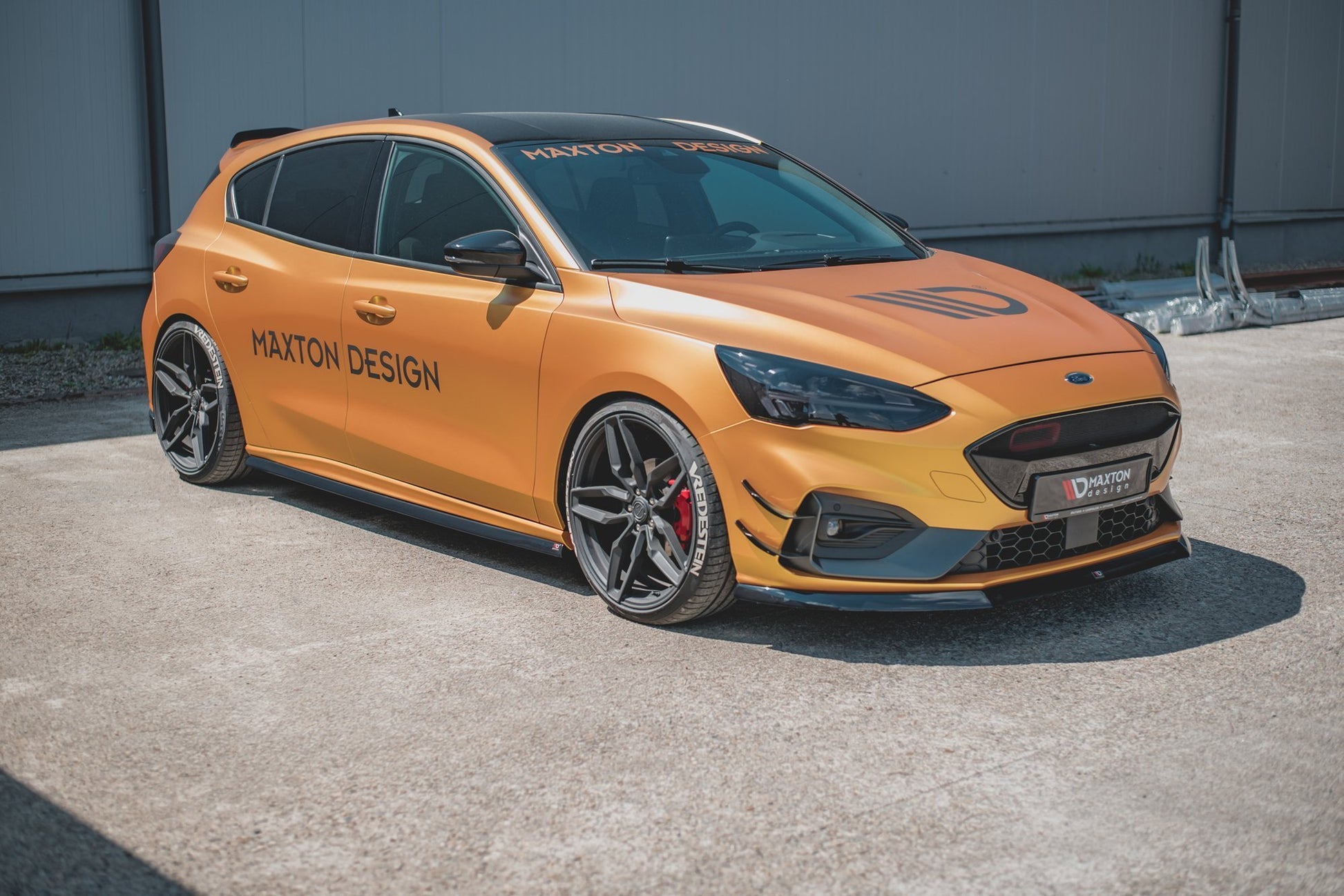 Seitenschweller Ansatz für V.5 Ford Focus ST / ST-Line Mk4 schwarz Hochglanz