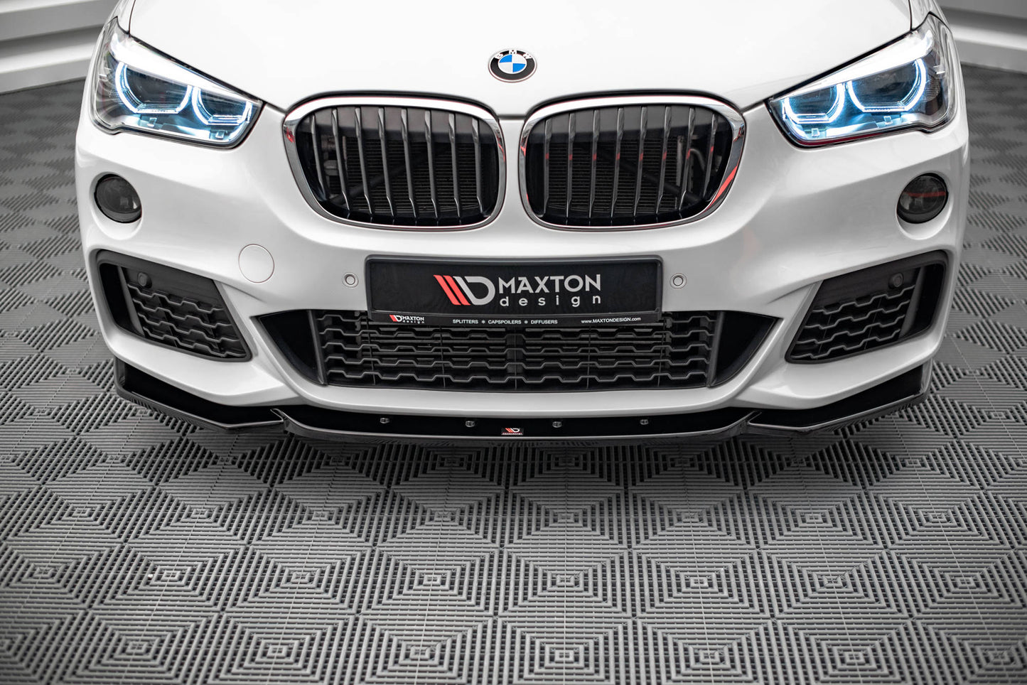 Front Ansatz V.1 für BMW X1 M-Paket F48 schwarz matt