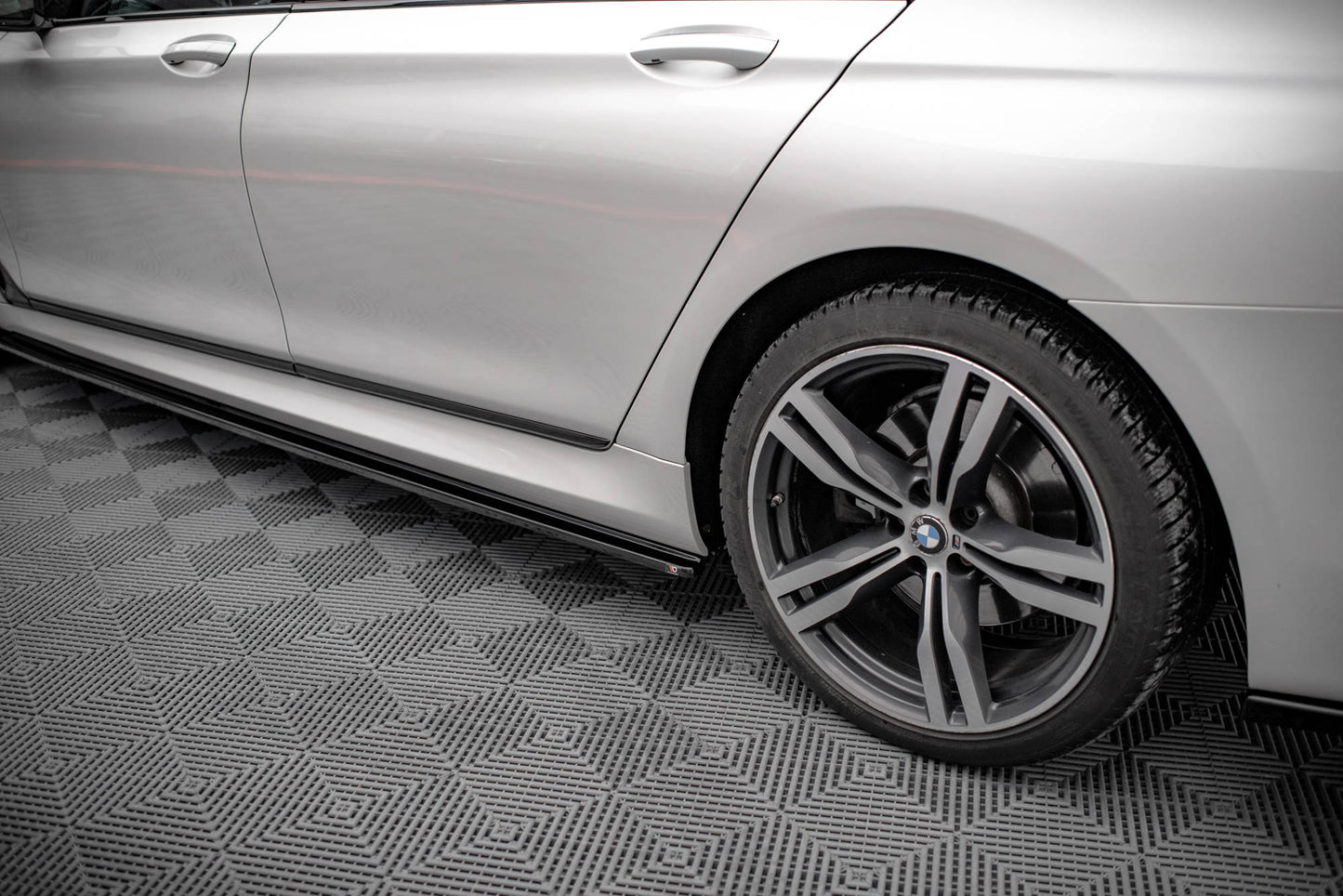 Seitenschweller Ansatz für BMW 7 Lang M-Paket G12 schwarz matt