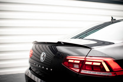 Spoiler CAP für Volkswagen Passat Limousine B8 Facelift Carbon Look