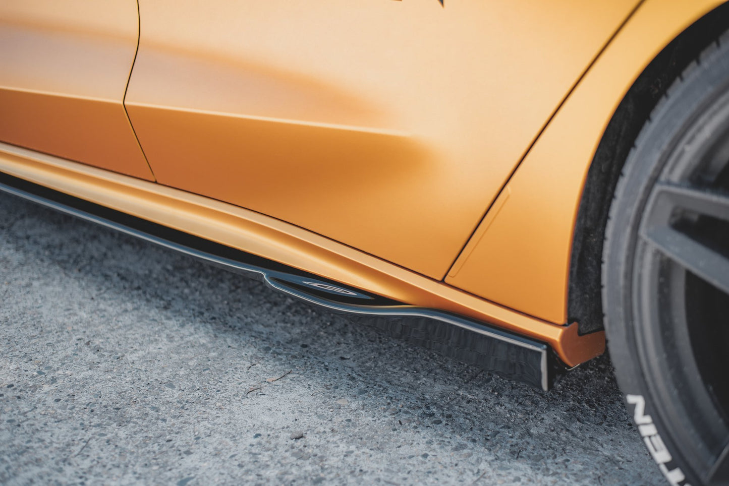 Seitenschweller Ansatz für V.4 Ford Focus ST / ST-Line Mk4 schwarz matt