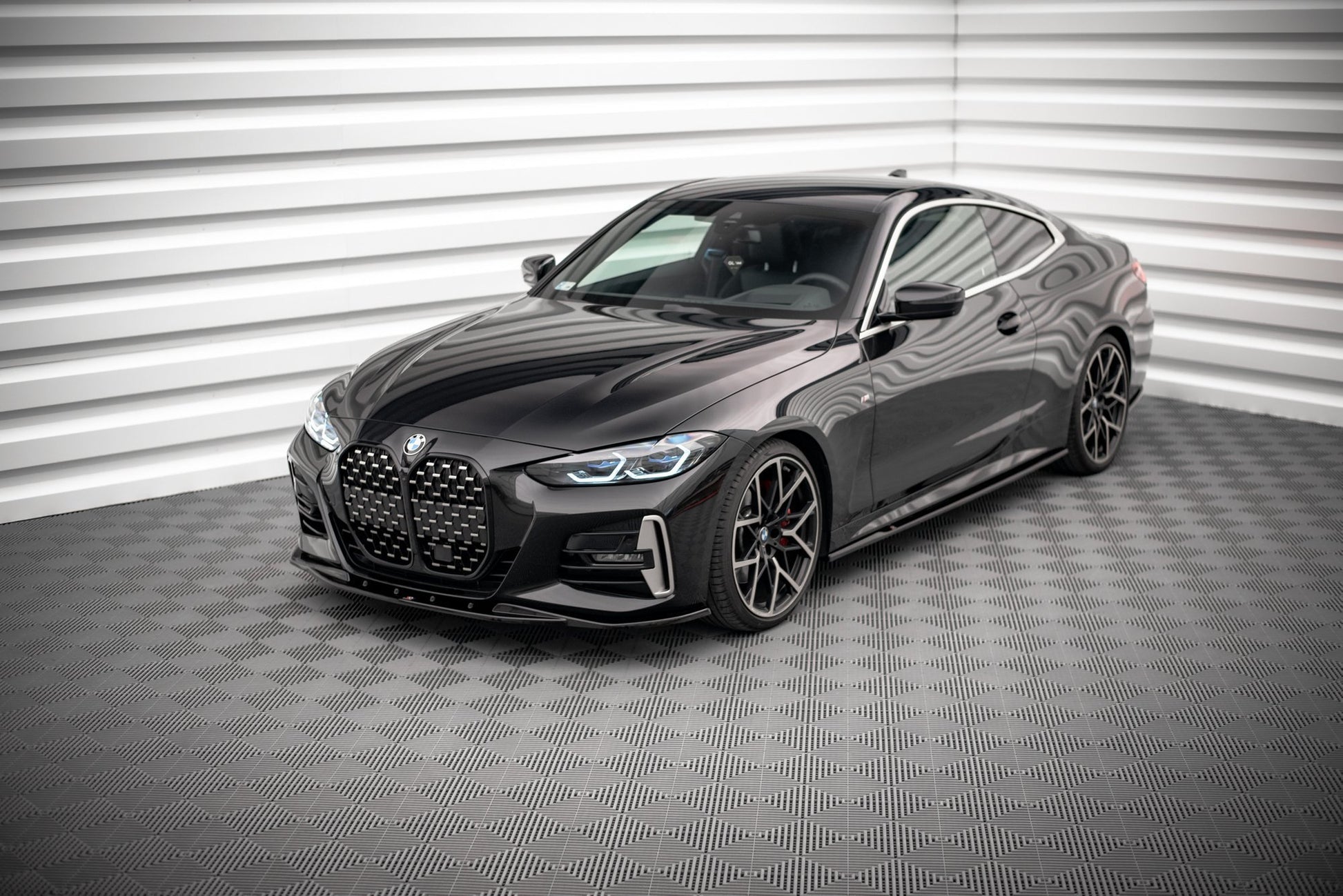 Front Ansatz V.1 für BMW 4er M-Paket G22 schwarz Hochglanz