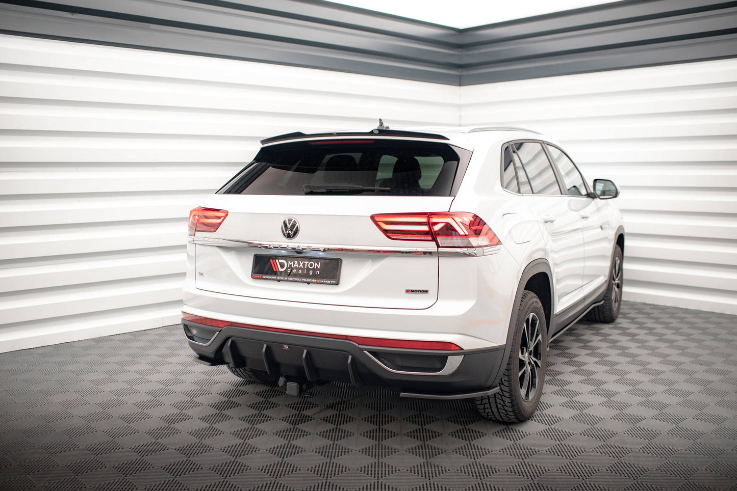 Spoiler CAP für Volkswagen Atlas Cross Sport schwarz Hochglanz