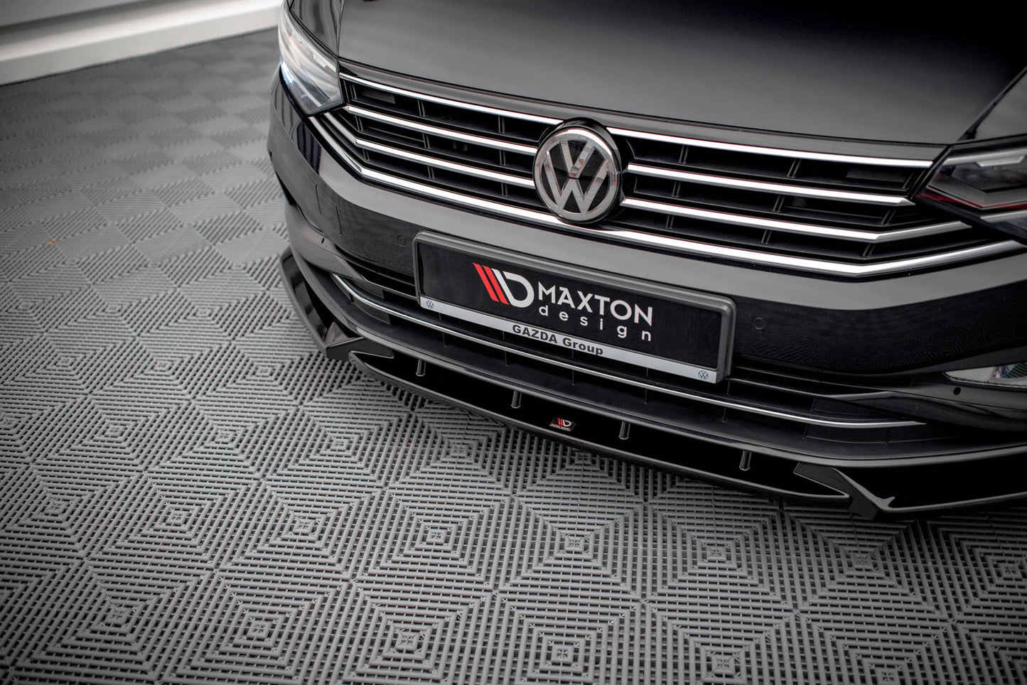 Front Ansatz V.2 für Volkswagen Passat B8 Facelift schwarz matt
