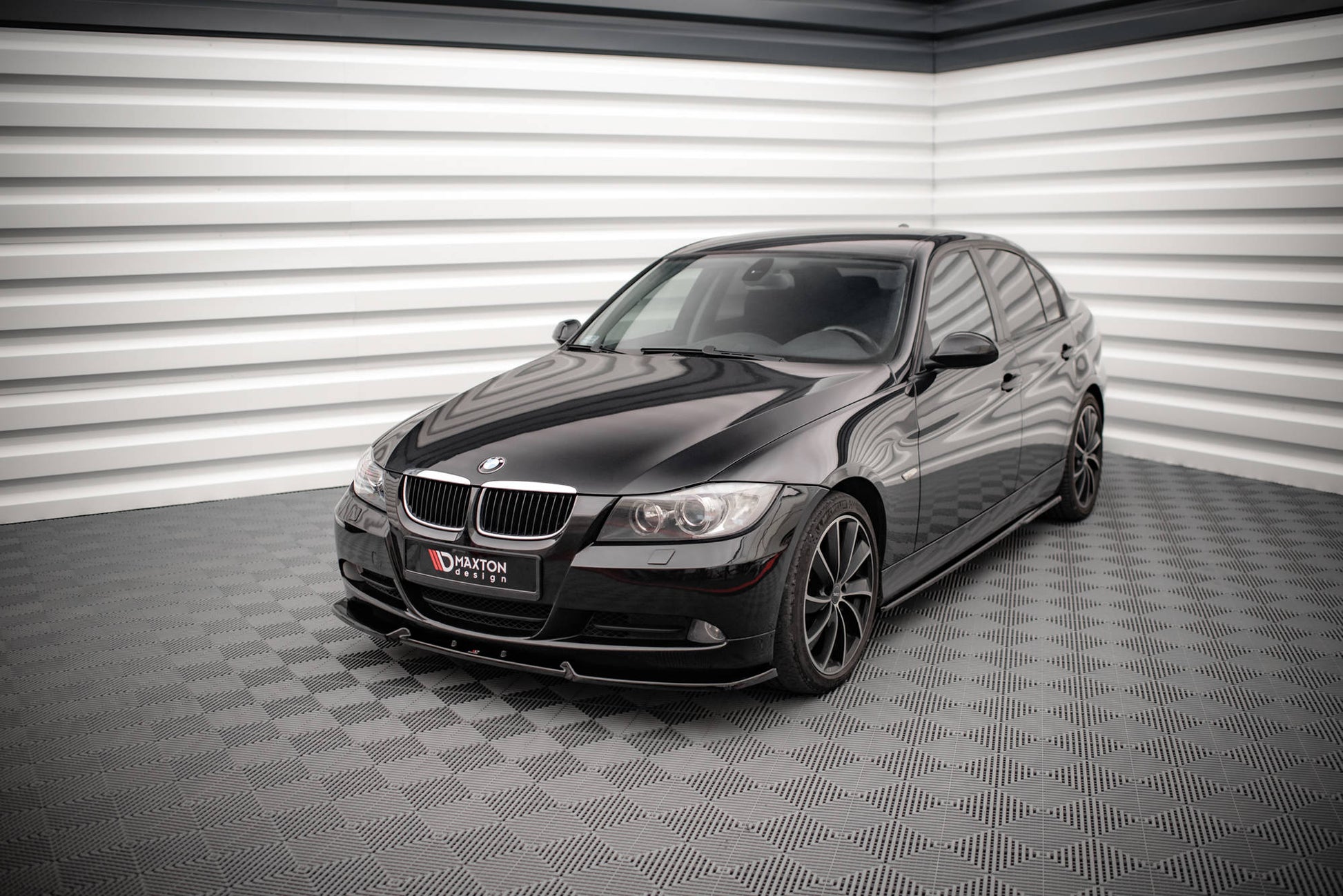 Front Ansatz V.1 für BMW 3er E90 schwarz Hochglanz