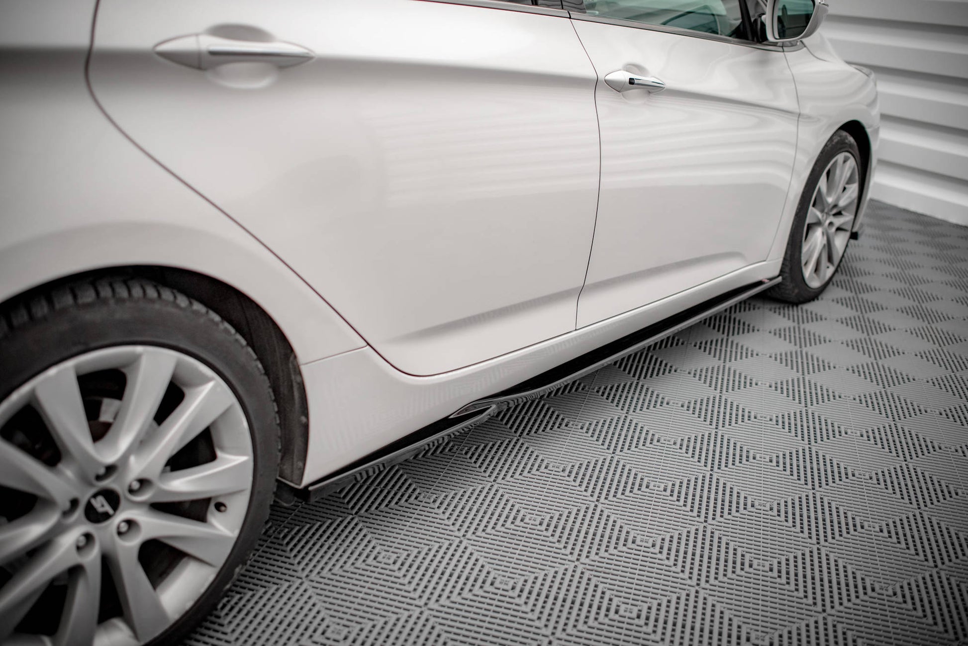 Seitenschweller Ansatz für Hyundai I40 Mk1 schwarz matt