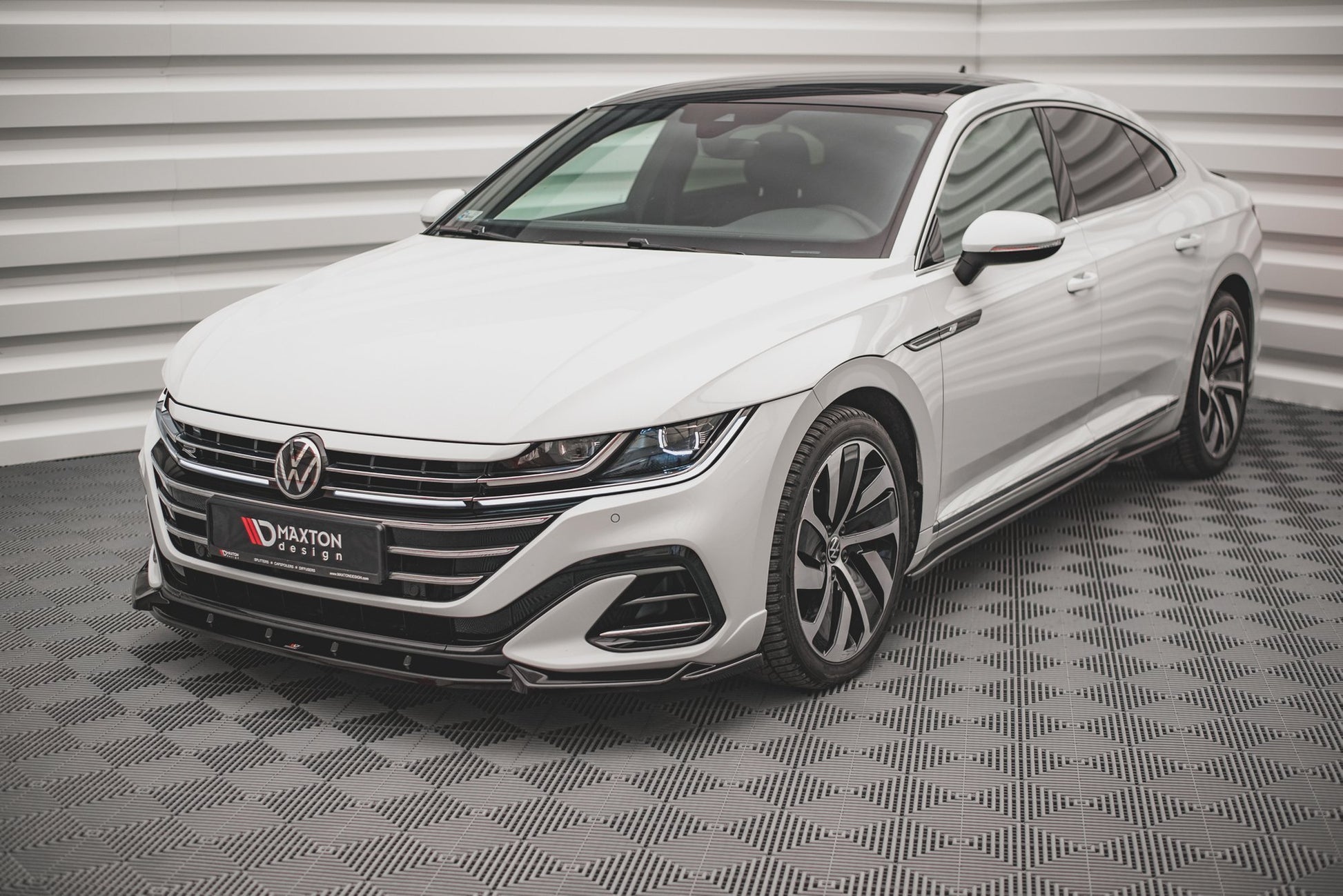 Front Ansatz V.1 für Volkswagen Arteon R-Line Facelift schwarz matt