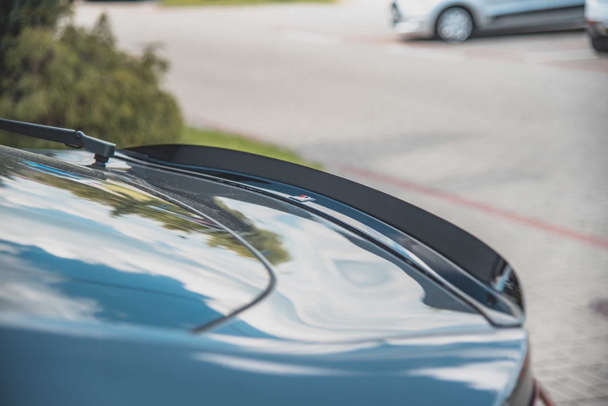 Spoiler CAP für Ford Mondeo Liftback Mk5 Facelift schwarz Hochglanz