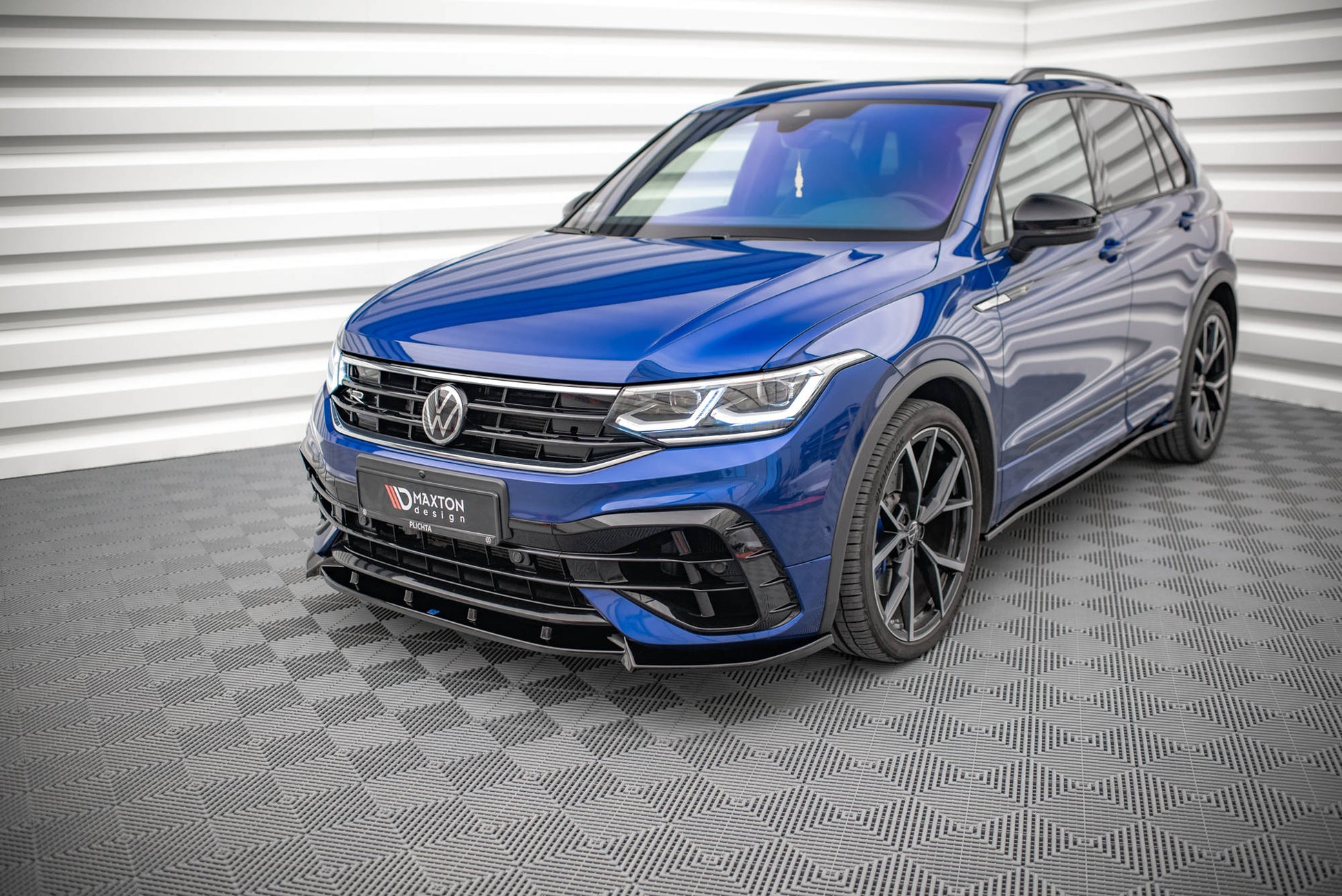 Front Ansatz V.2 für Volkswagen Tiguan R Mk2 Facelift Carbon Look