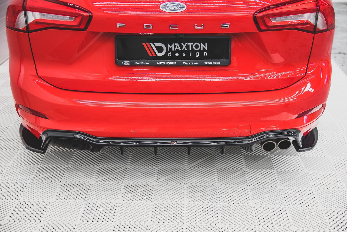 Heck Ansatz Flaps Diffusor V.3 für Ford Focus ST-Line Kombi Mk4 Carbon Look