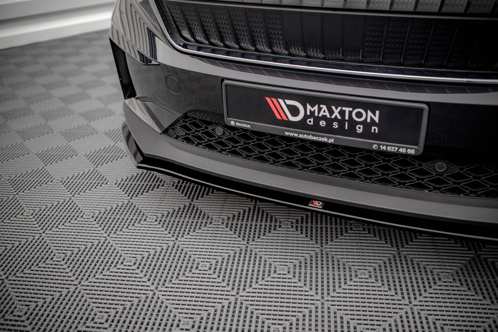 Front Ansatz V.1 für Skoda Enyaq iV Carbon Look