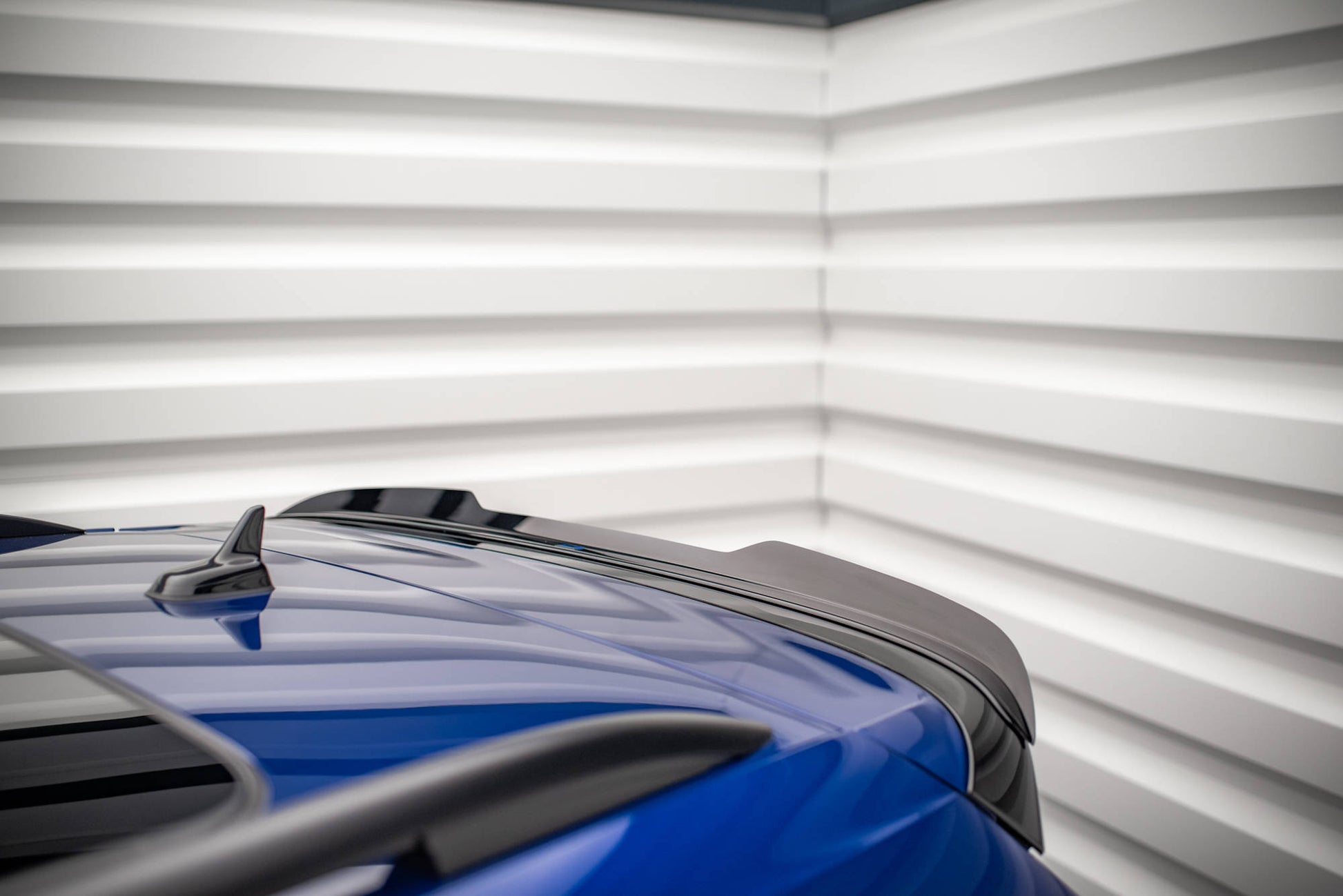 Spoiler CAP für Volkswagen Tiguan R / R-Line Mk2 Facelift Carbon Look