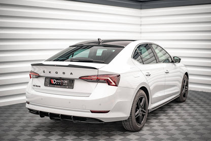 Spoiler CAP für Skoda Octavia Liftback Mk4 Carbon Look