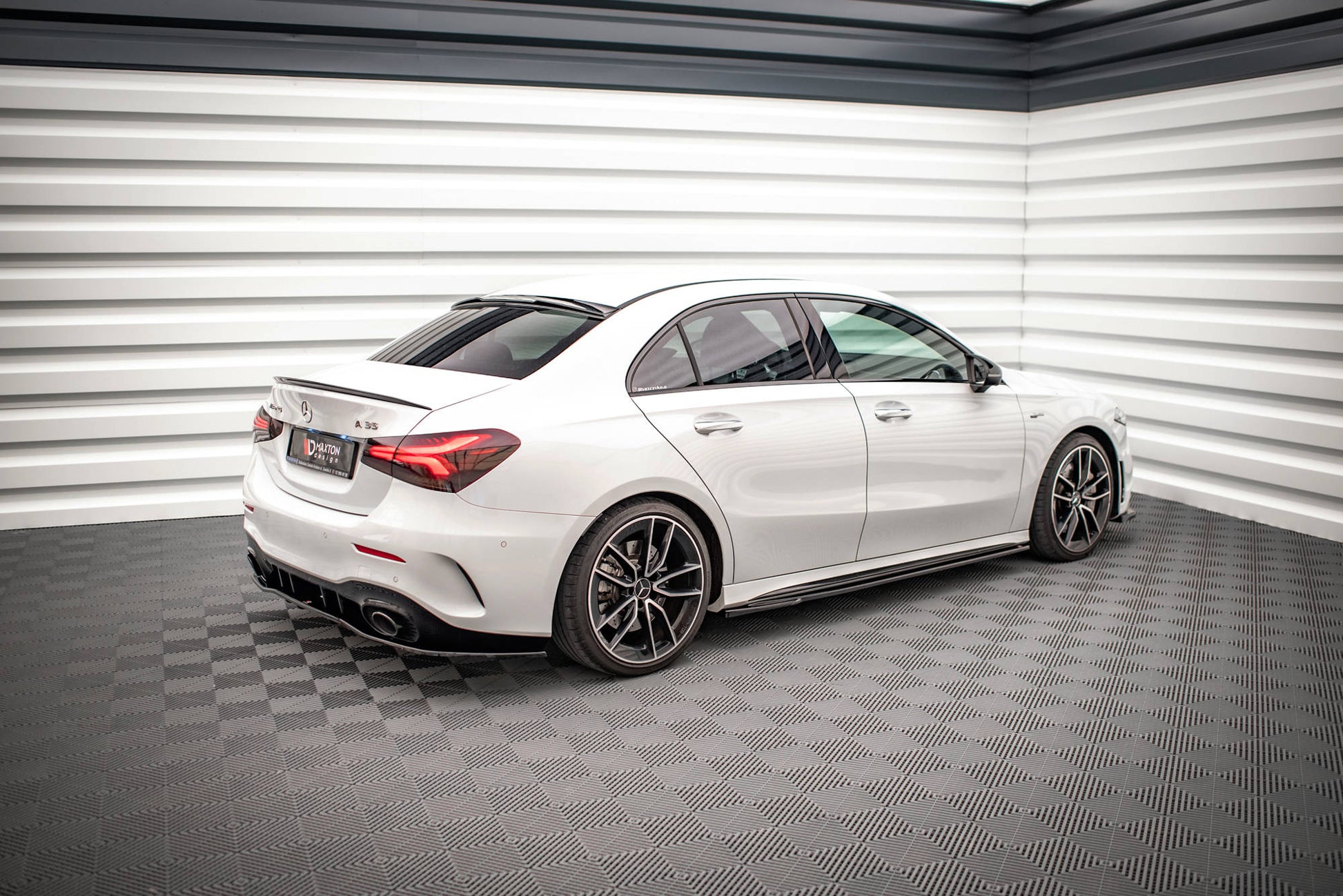 Seitenschweller Ansatz für V.2 für  Mercedes A35 AMG / AMG-Line W177  schwarz matt