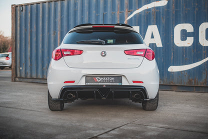 Diffusor Heck Ansatz für Alfa Romeo Giulietta Facelift (Auspuff On Beiden Seiten Version)