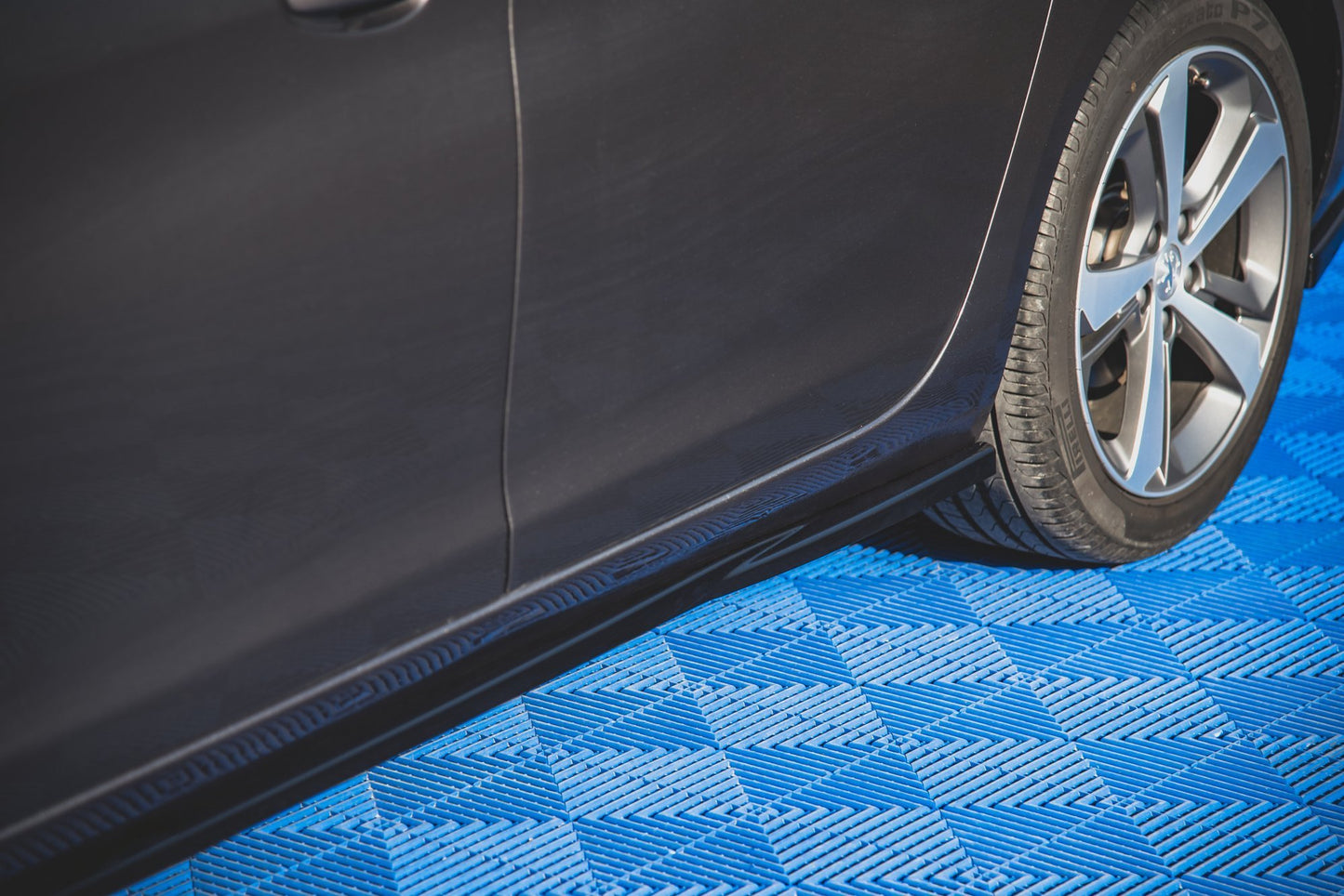 Seitenschweller Ansatz für Peugeot 308 SW Mk2 Facelift schwarz Hochglanz