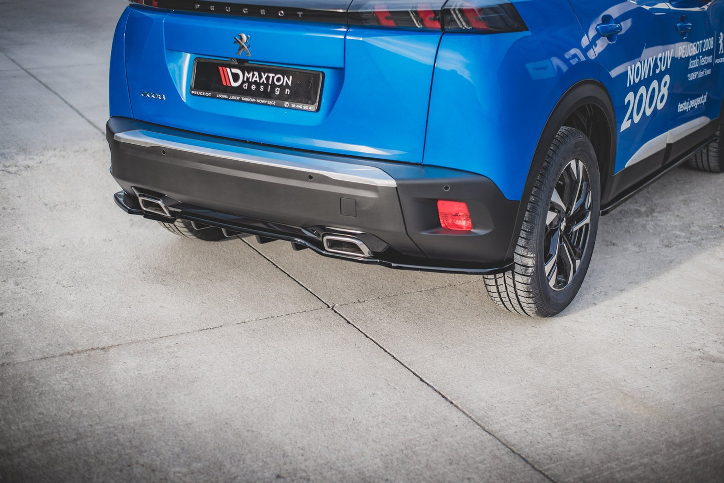 Mittlerer Diffusor Heck Ansatz DTM Look für Peugeot 2008 Mk2 schwarz matt