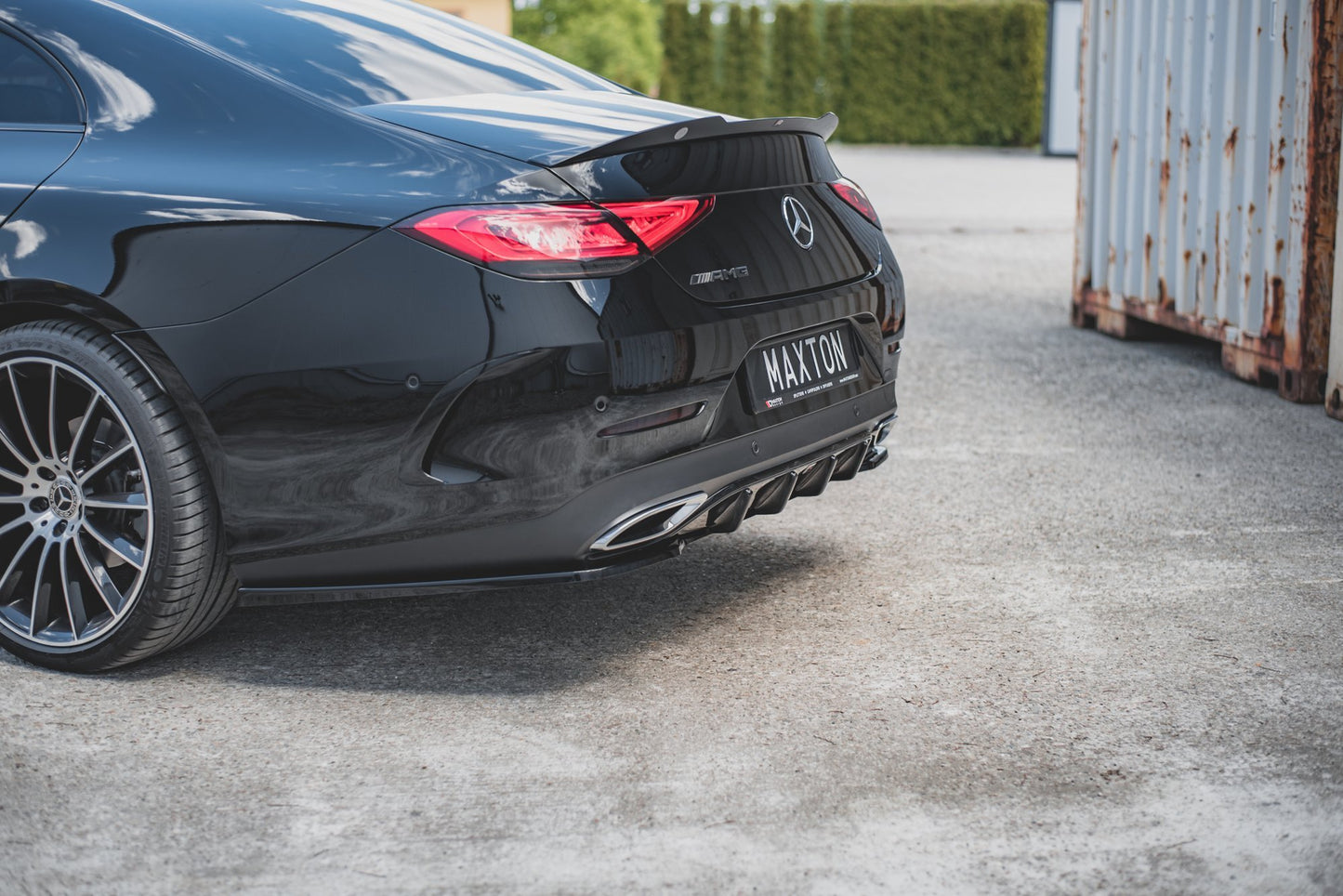 Mittlerer Diffusor Heck Ansatz für Mercedes-Benz CLS AMG-Line C257 schwarz Hochglanz